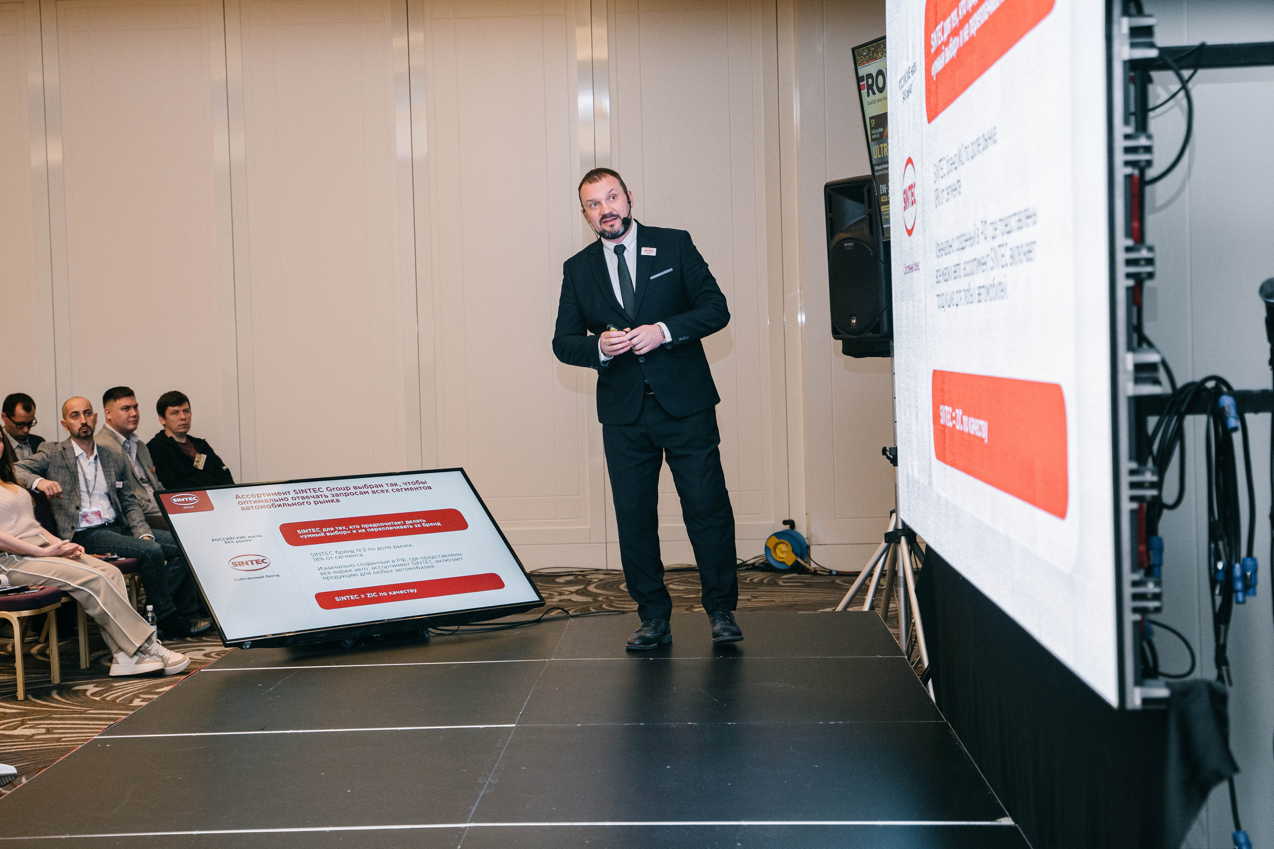 Репортажный фотограф в Lotte Hotel Samara. Фотограф Сергей Логинов