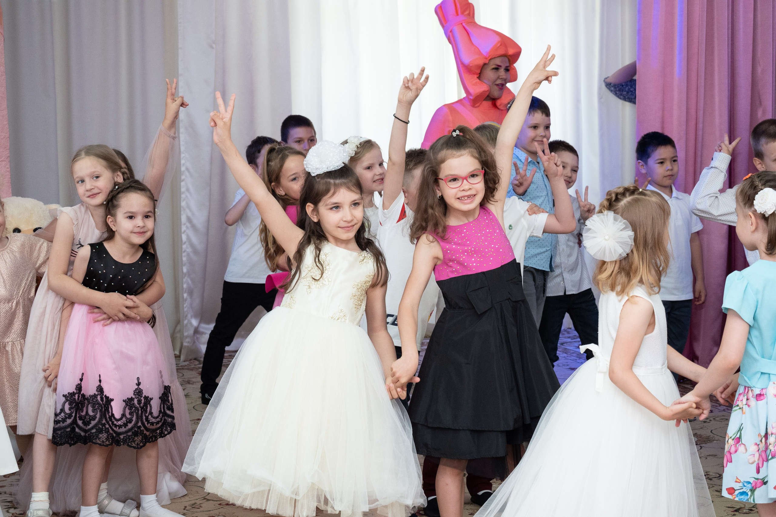 Выпускной из детского сада. Фотограф Новосибирск Екатерина Другоченко