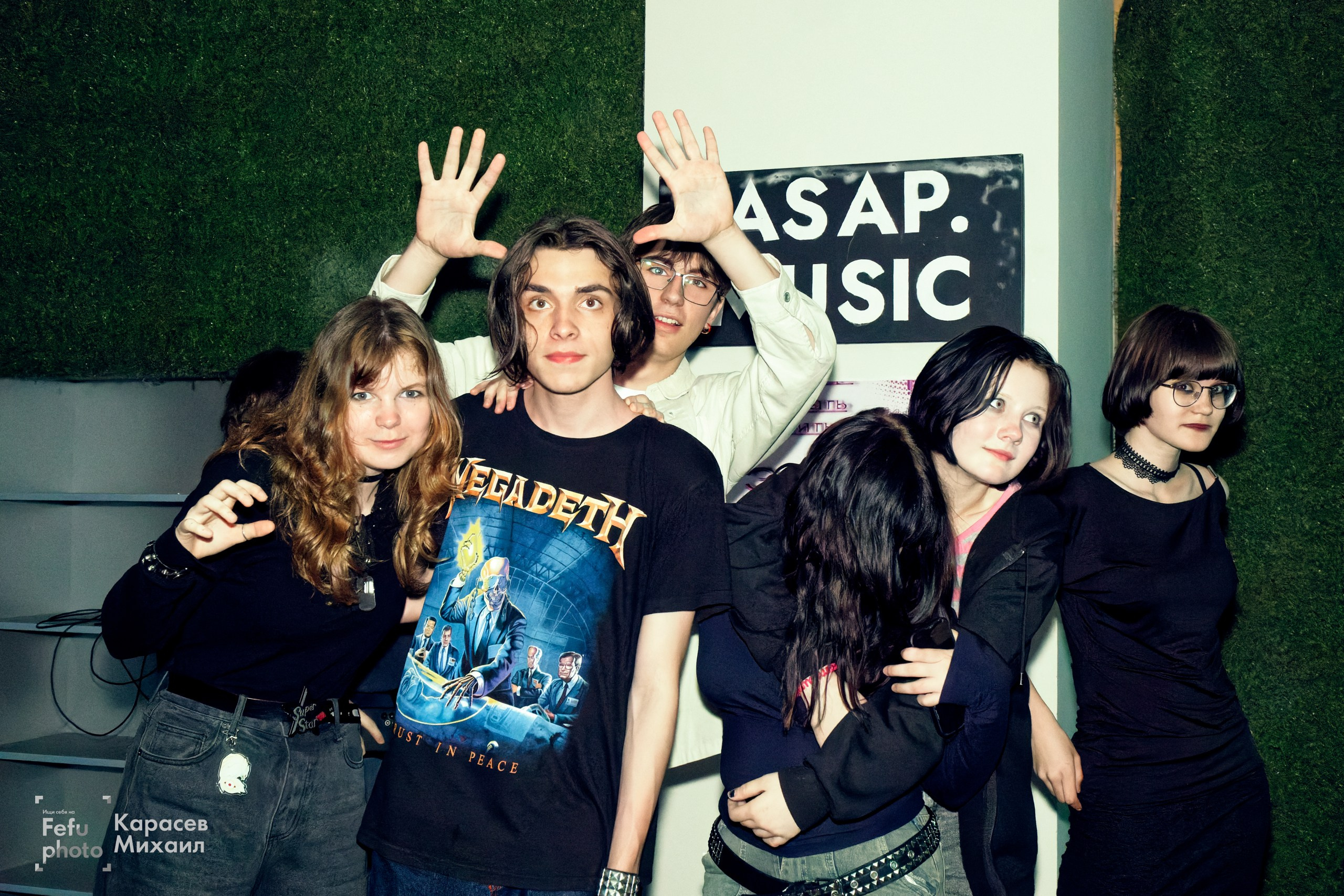 Концерт групп «Chrono's Idol» и «Продукты по акции». Репортажный, event-фотограф во Владивостоке