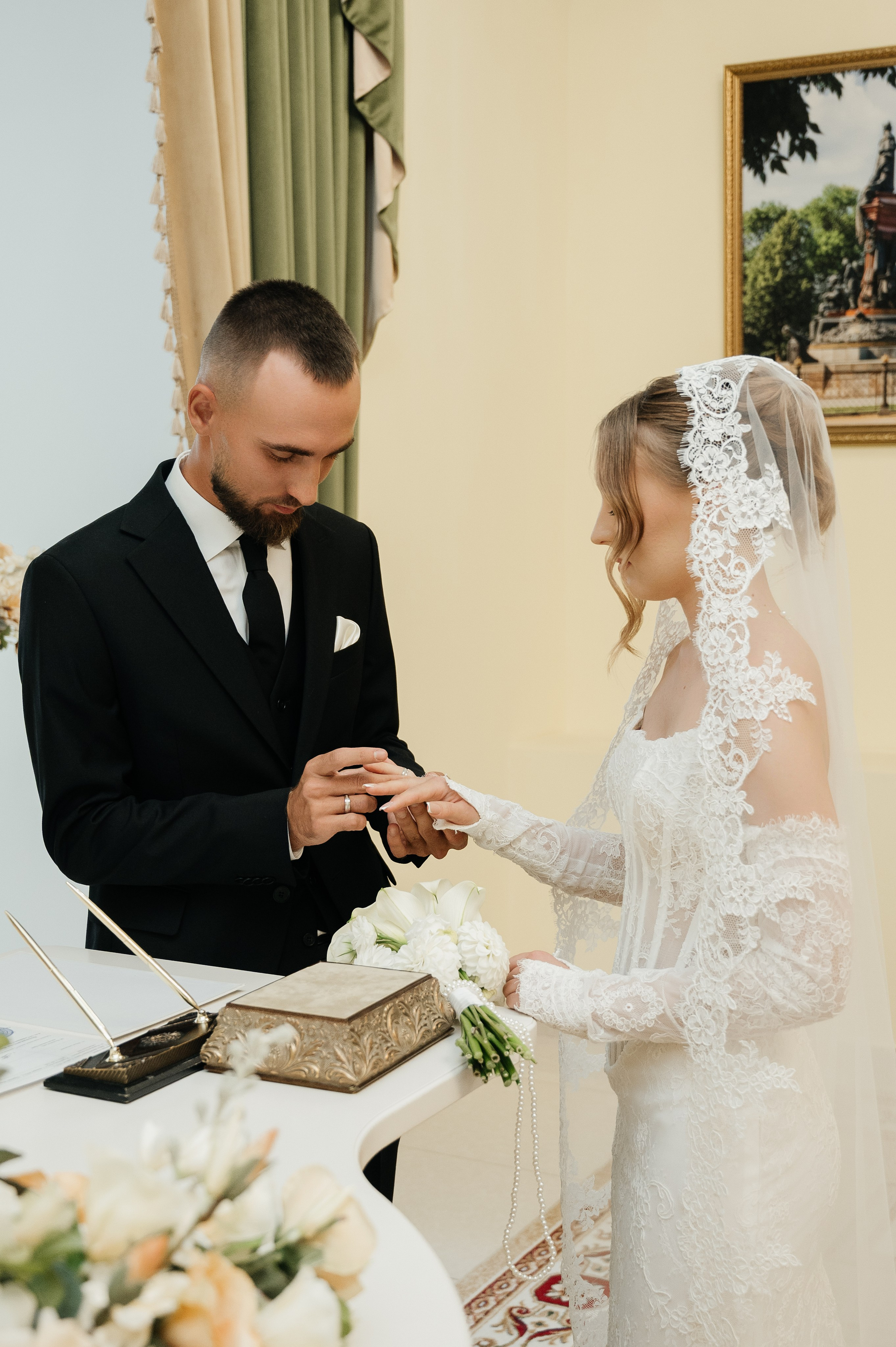 Виктор и Валерия (загс). Свадебный и семейный фотограф в Краснодаре Алина Мельник