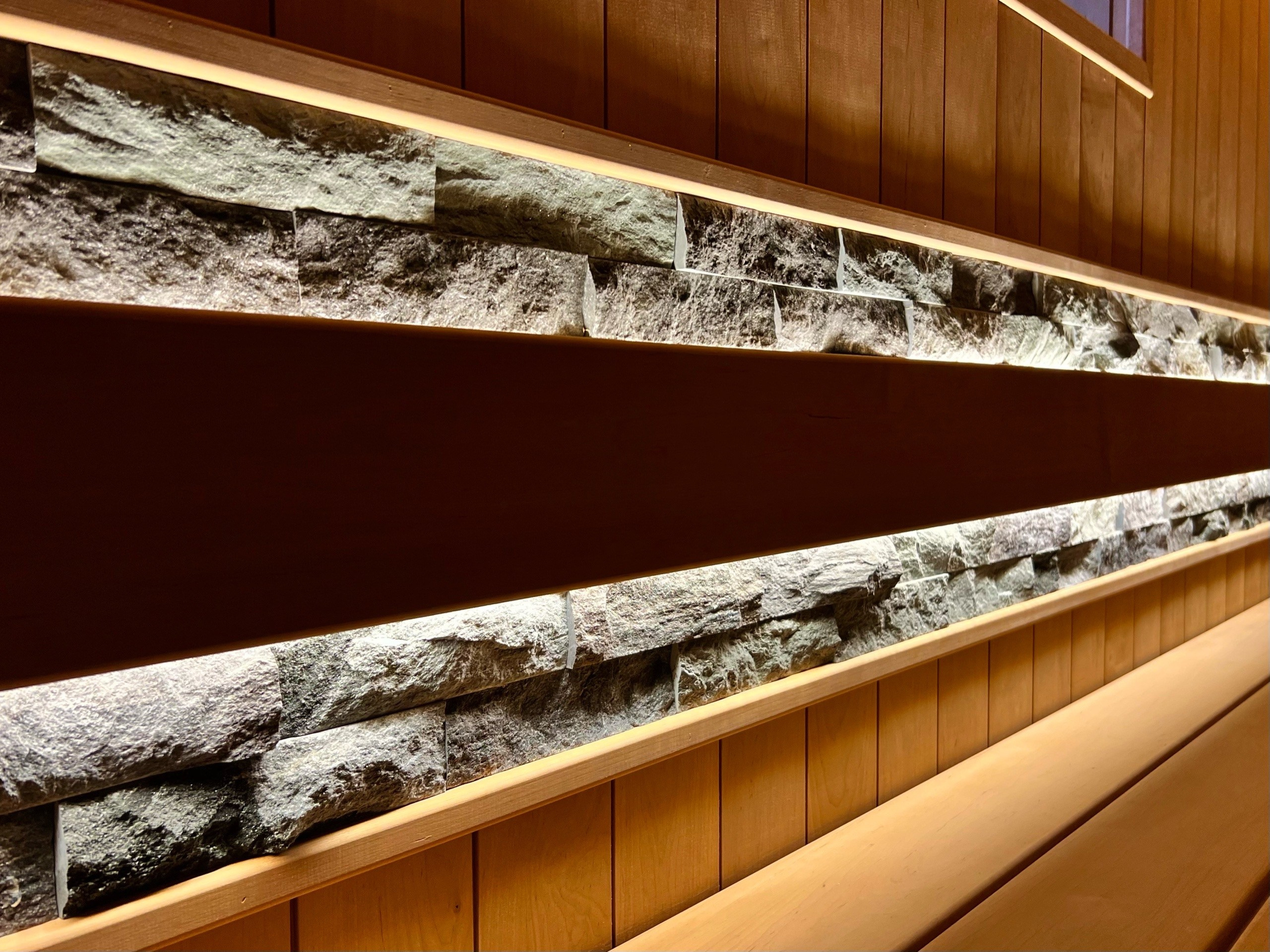 Каменки Ksauna- отечественная новинка в банной индустрии. Стильно и технологично. Сочетается с термоольхой и натуральным камнем. Рекомендуем. SaunaTopMasters