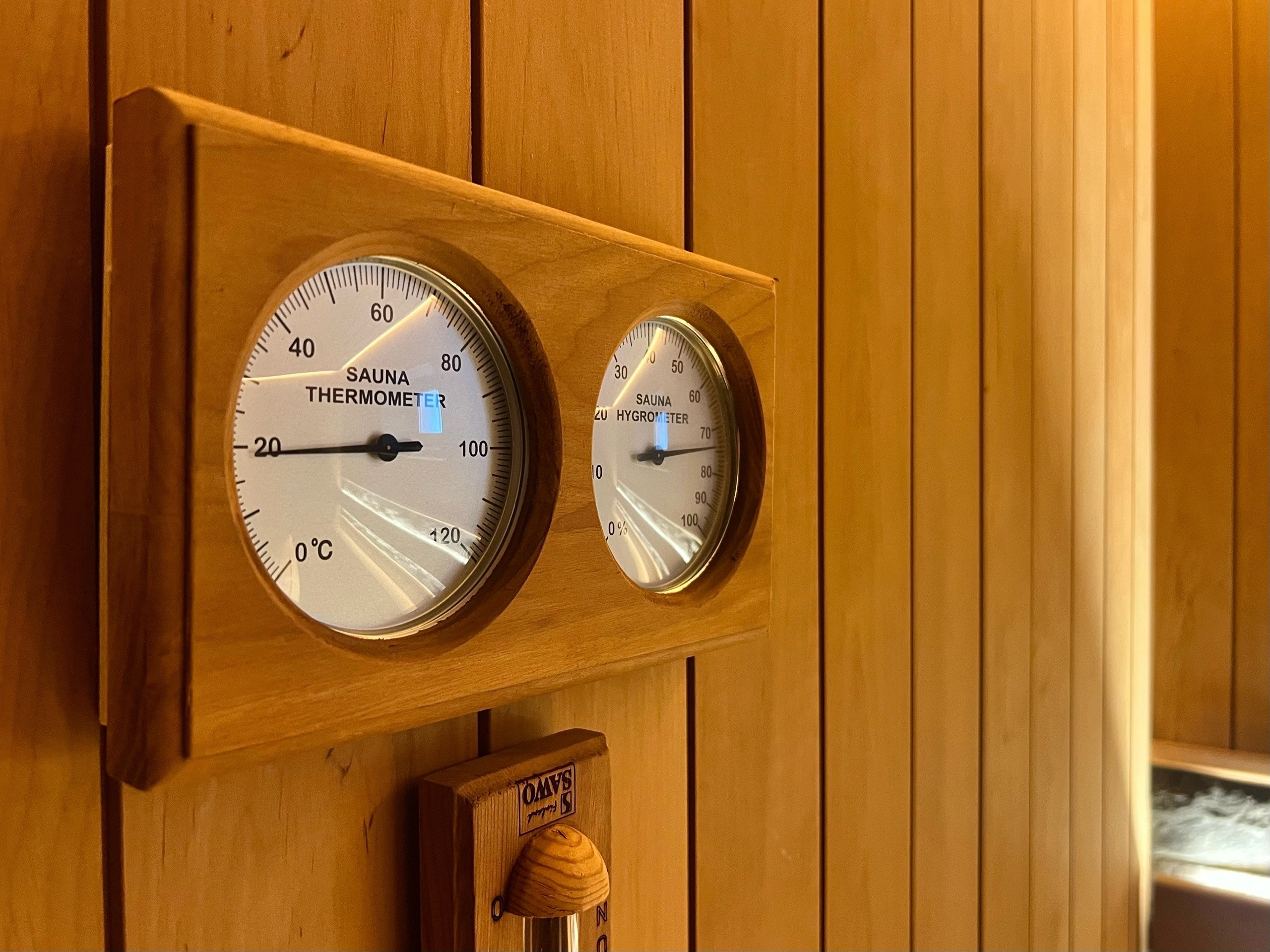 Каменки Ksauna- отечественная новинка в банной индустрии. Стильно и технологично. Сочетается с термоольхой и натуральным камнем. Рекомендуем. SaunaTopMasters