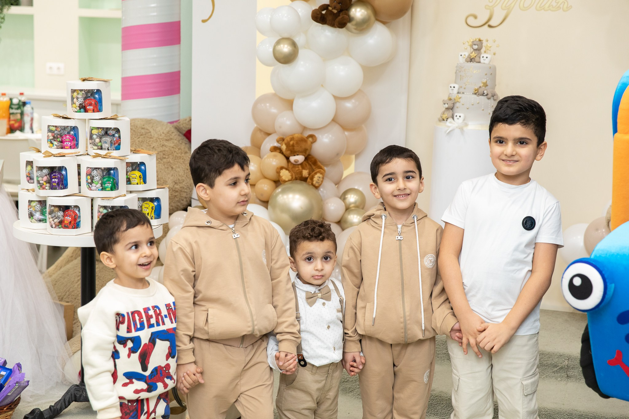 Первый зубик Али. Фотограф Татьяна Генева