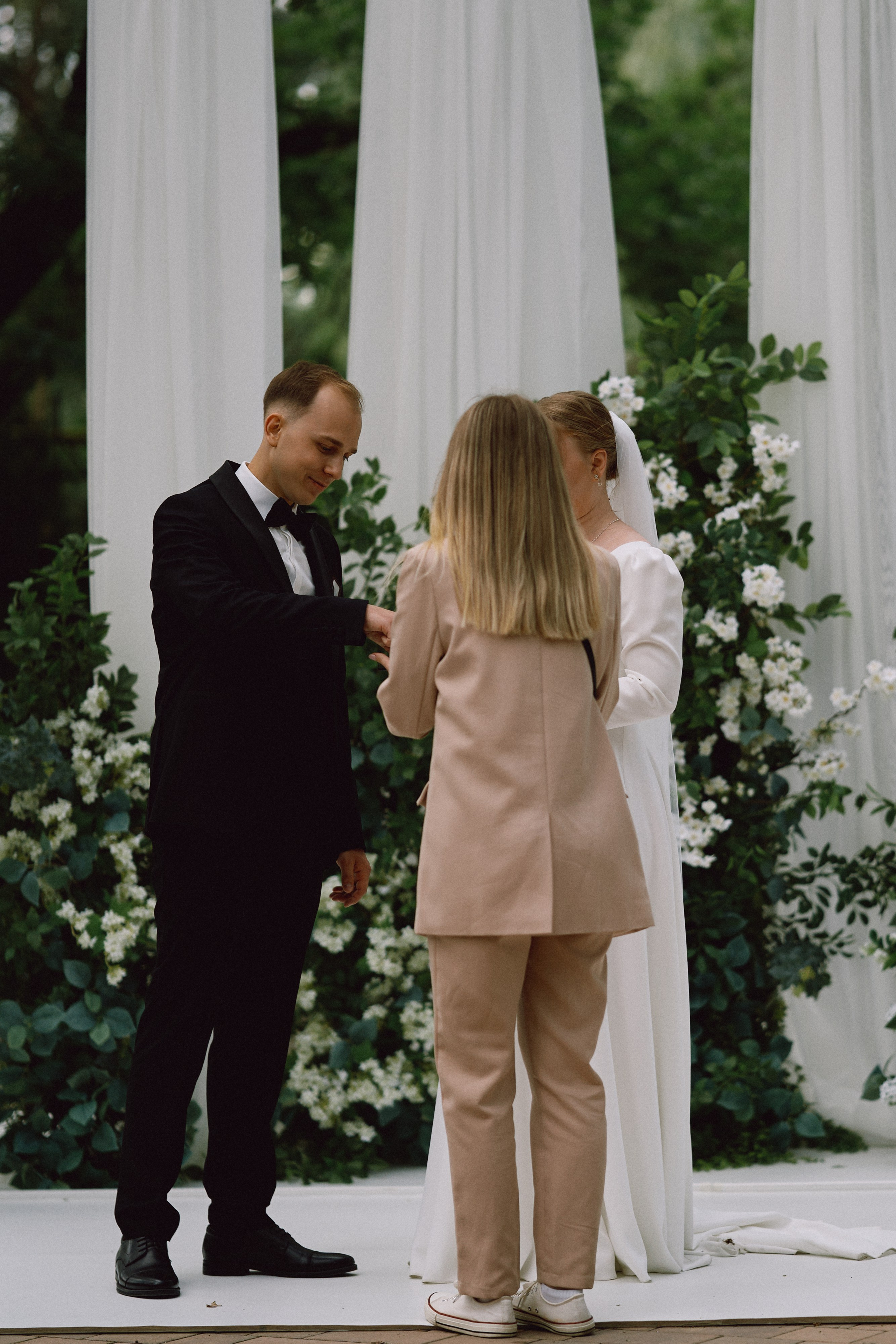 On Emotions агентство