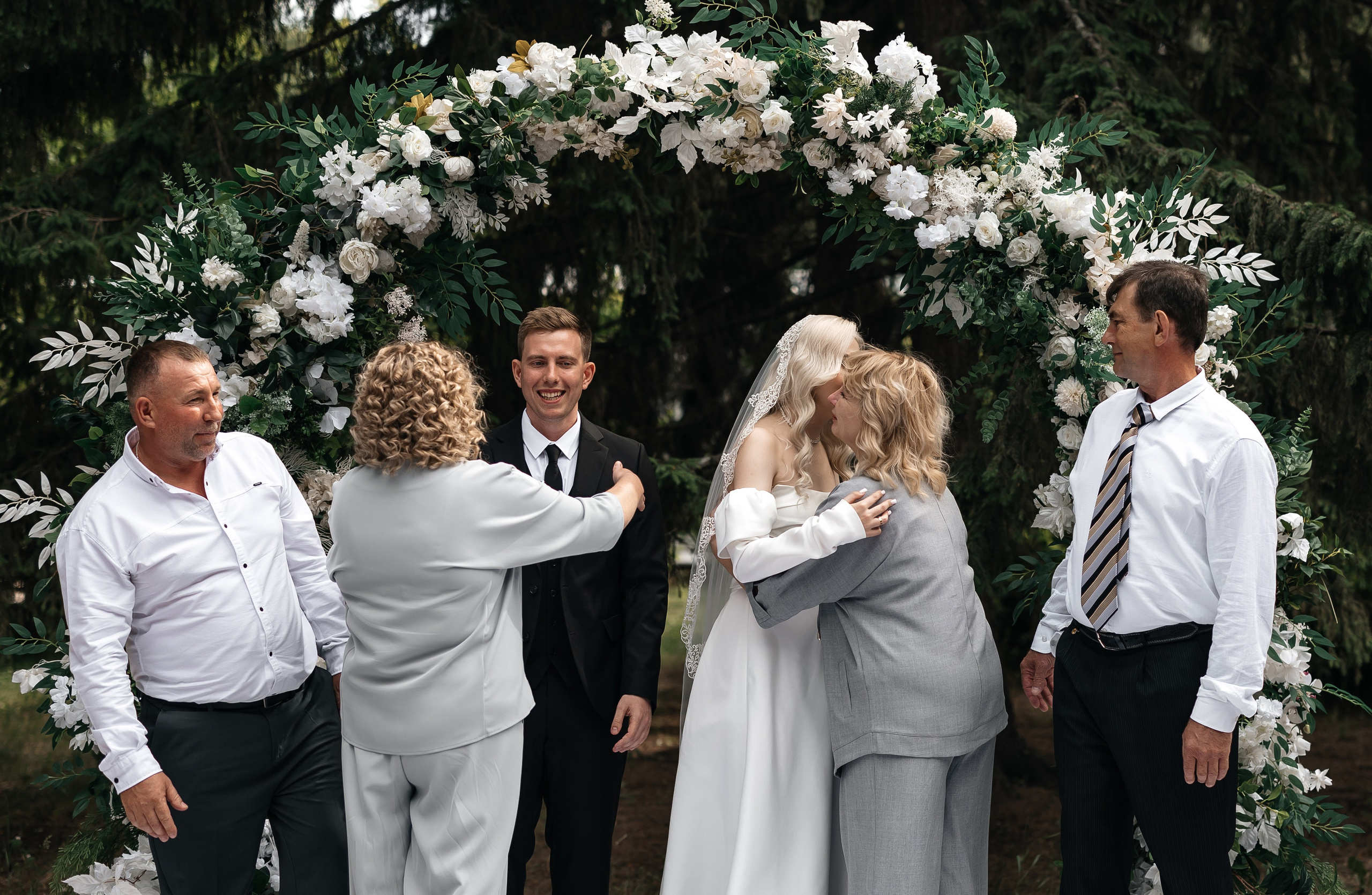 Антон & Анастасия | 06.06.2025. Свадебный и семейный фотограф в Омске Евгения Хакимова