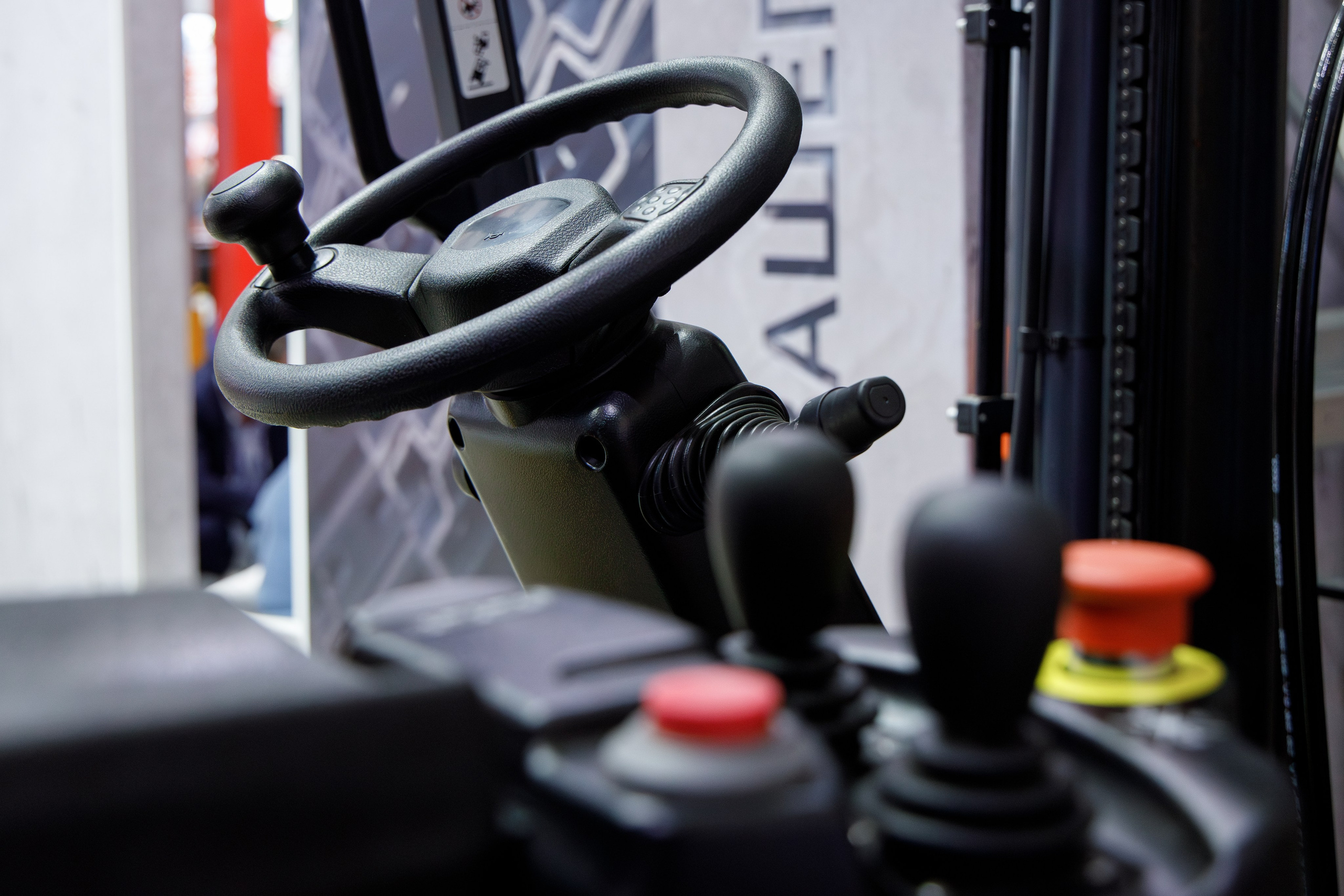 Выставки. Фотограф Неумывакин Кирилл