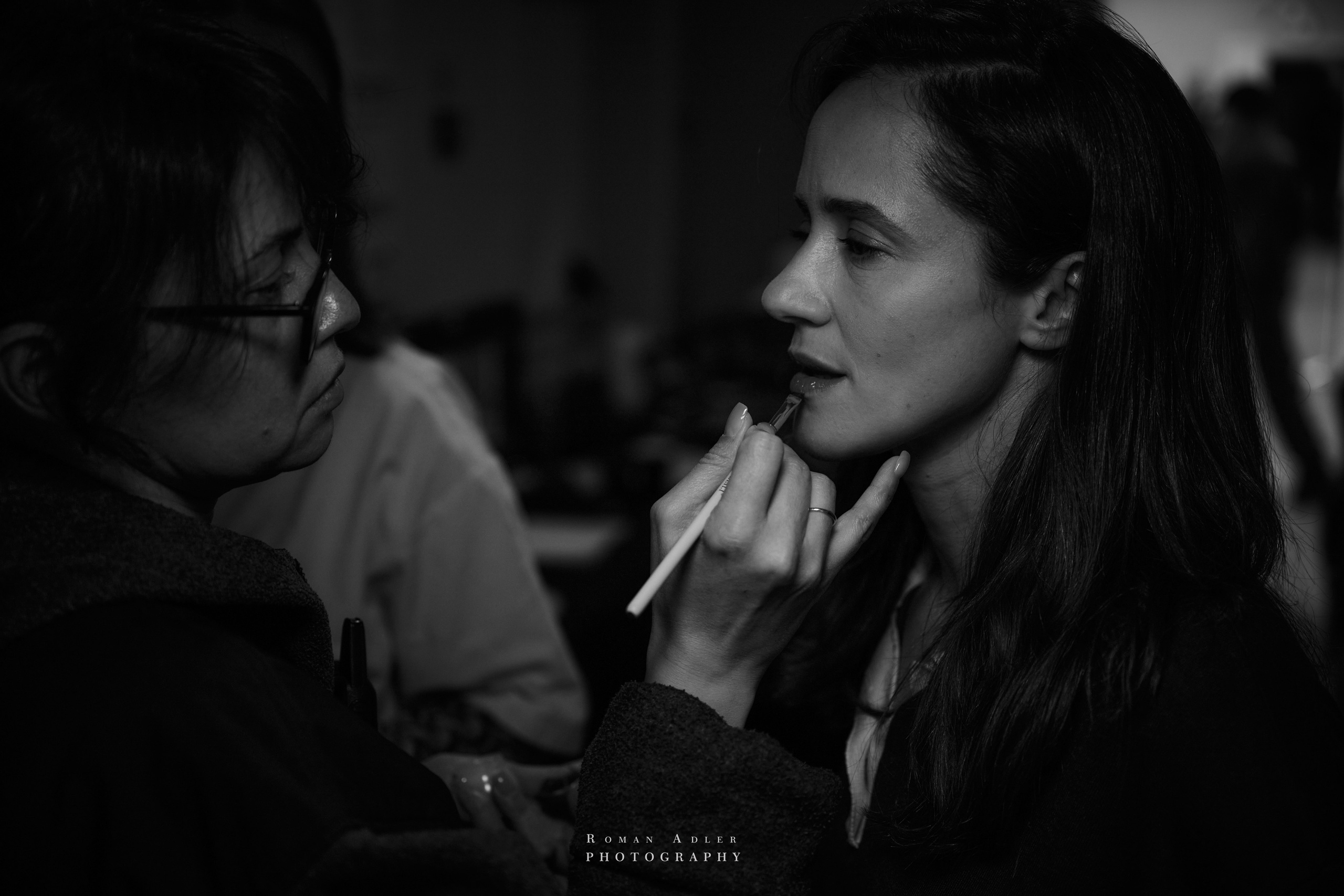 Репортаж со съёмок фильма «Своя в доску». Фотограф Роман Адлер