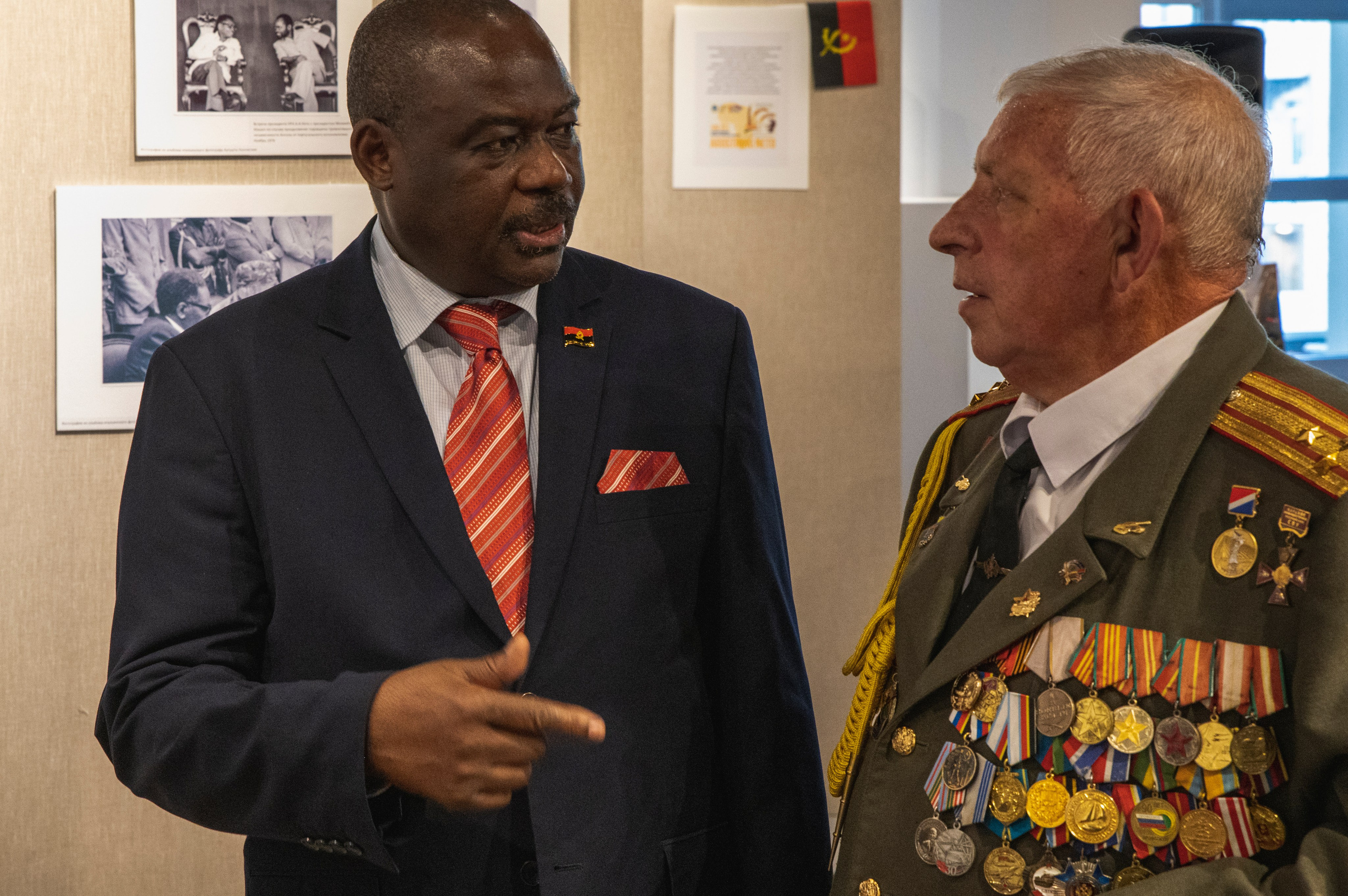 Ветераны Анголы «От прошлого к настоящему». Фотограф Роман Адлер