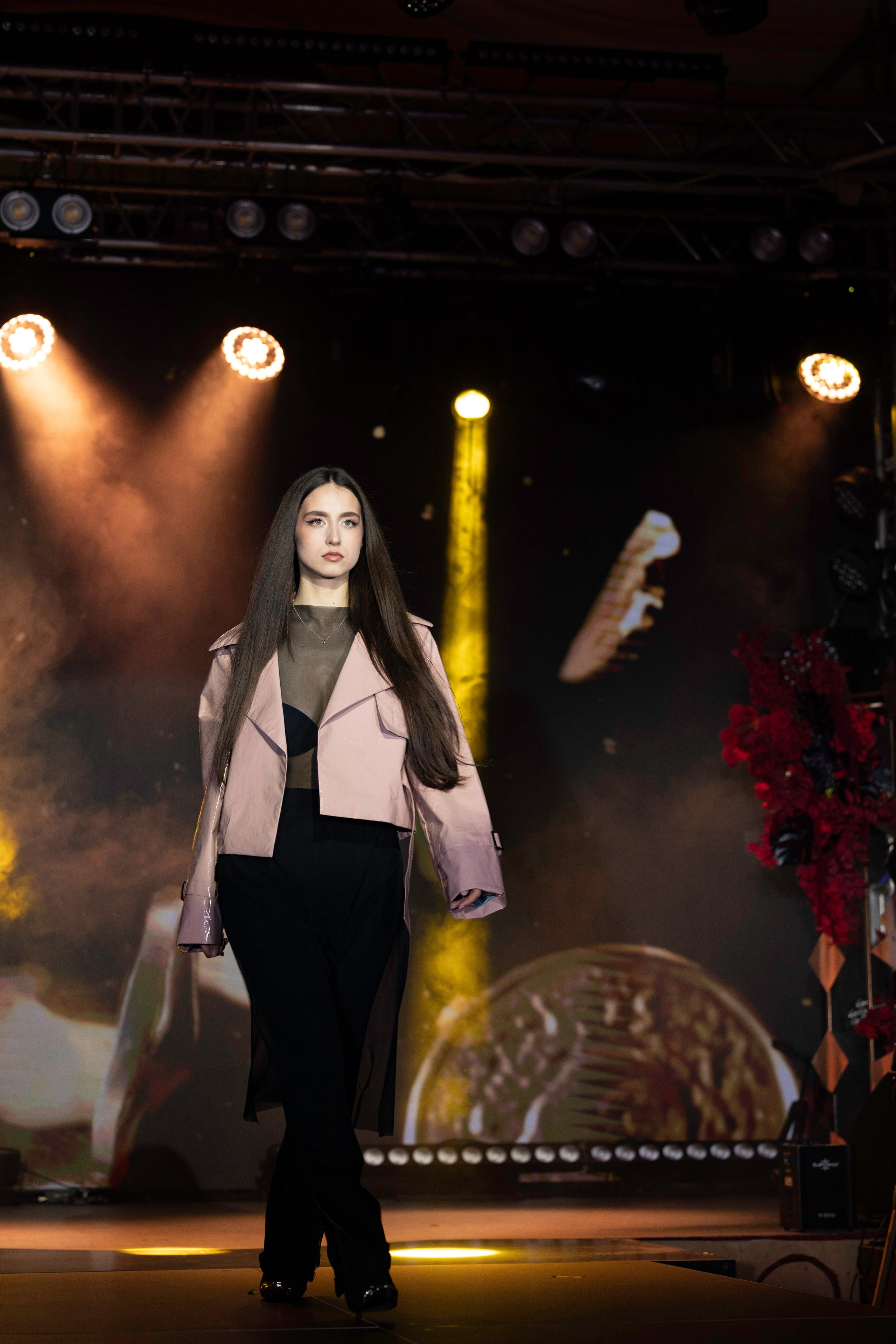 Модный показ «ИСКУШЕНИЕ» Казино Шамбала. Фотограф Olya Posnimay