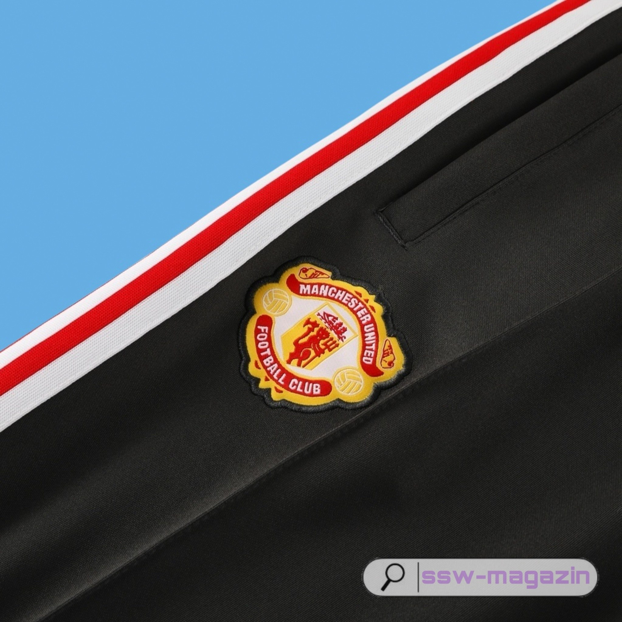 Костюм Manchester United 2025-2026. Футбольный магазин — ssw_magazin