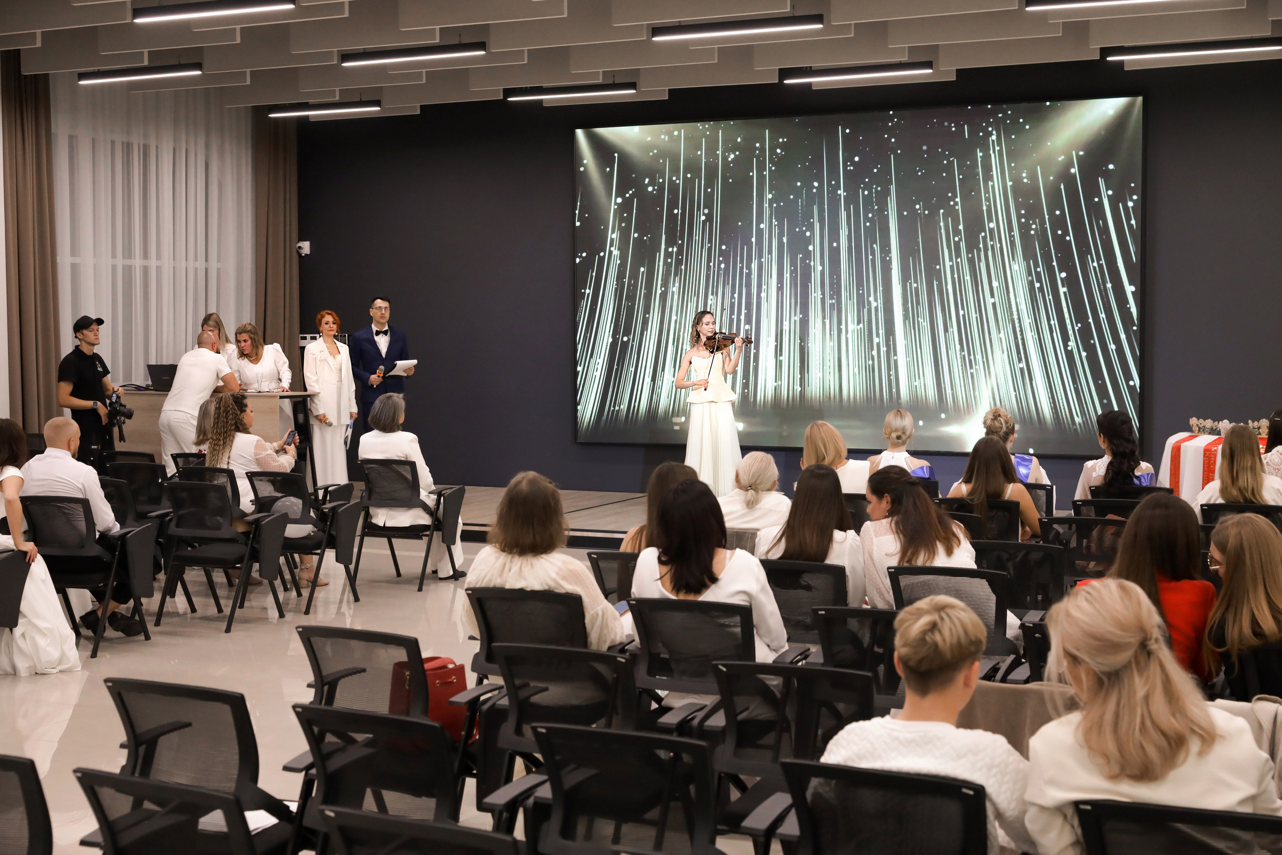 Репортажная съёмка Краснодар. Семейный и школьный фотограф в Краснодаре Юлия Избенко. Выпускные альбомы Краснодар