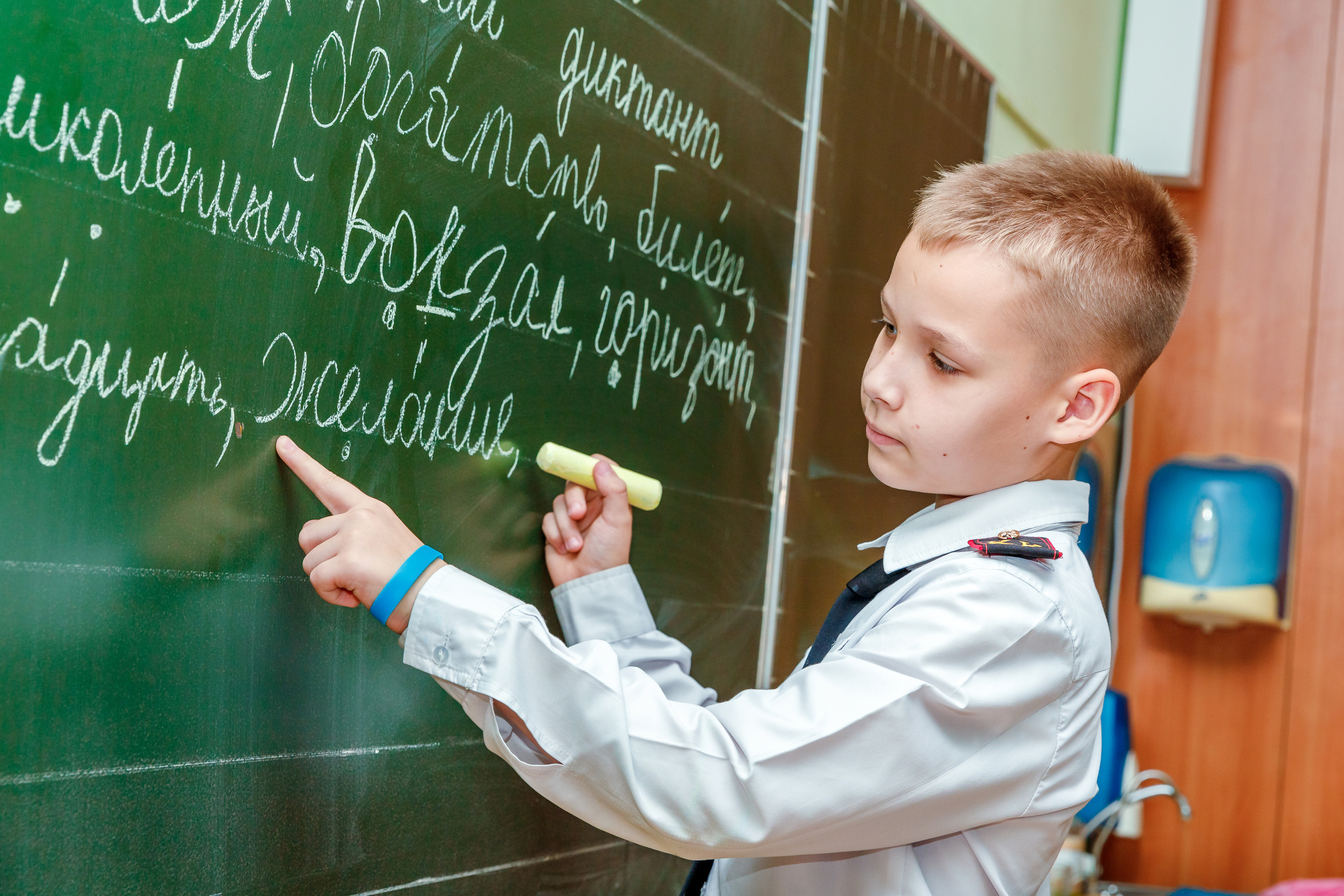 НА УРОКАХ. Марина Ушакова. Фотограф. Выпускные альбомы. г. Краснодар