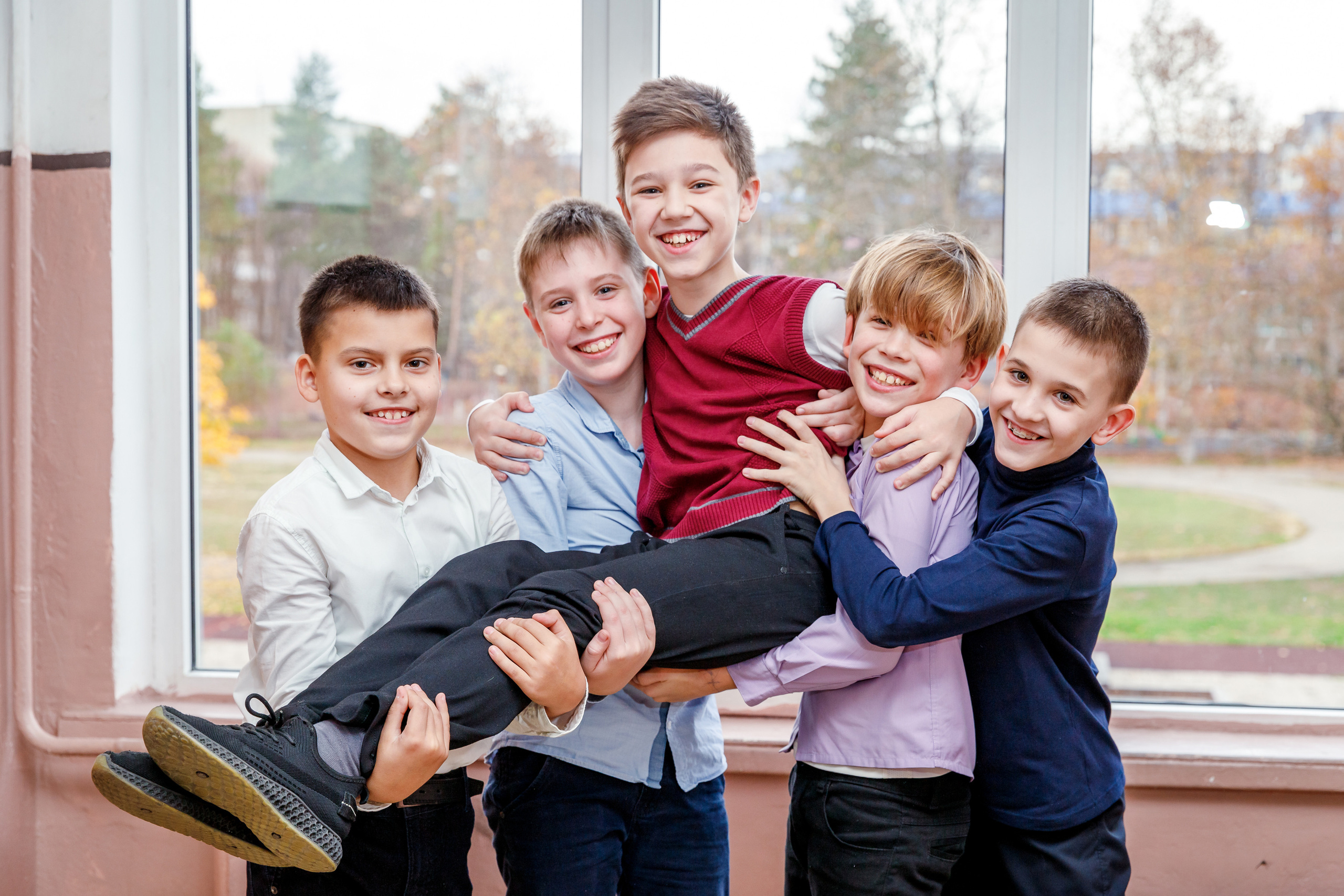 ШКОЛЬНАЯ ЖИЗНЬ. Марина Ушакова. Фотограф. Выпускные альбомы. г. Краснодар