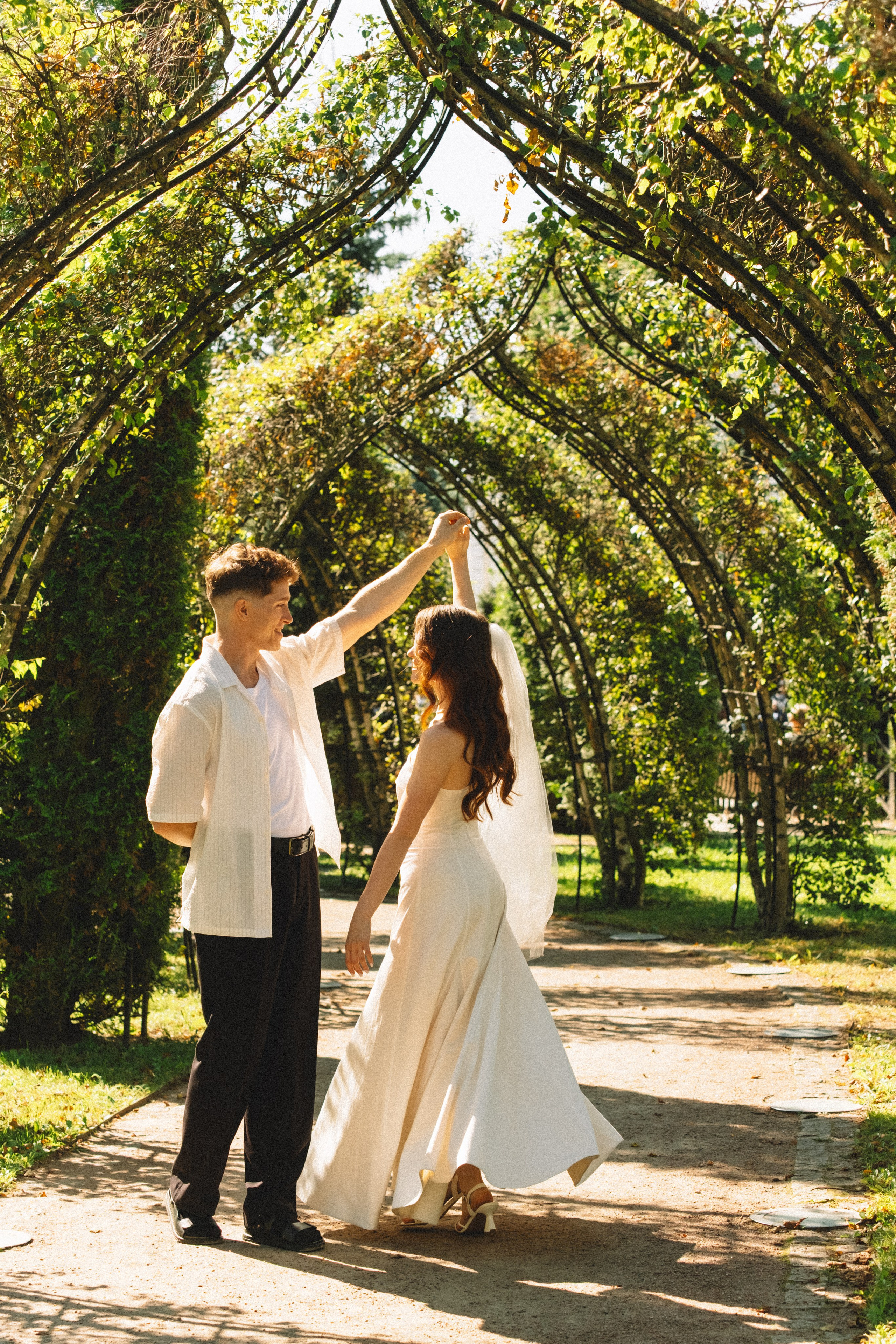 СВАДЕБНАЯ СЬЕМКА В ПЕТЕРГОФЕ И СЬЕМКА РЕПОРТАЖА В ЗАГСЕ ПЕТЕРГОФА. Профессиональный фотограф, Санкт-Петербург — Виктория Богомолова