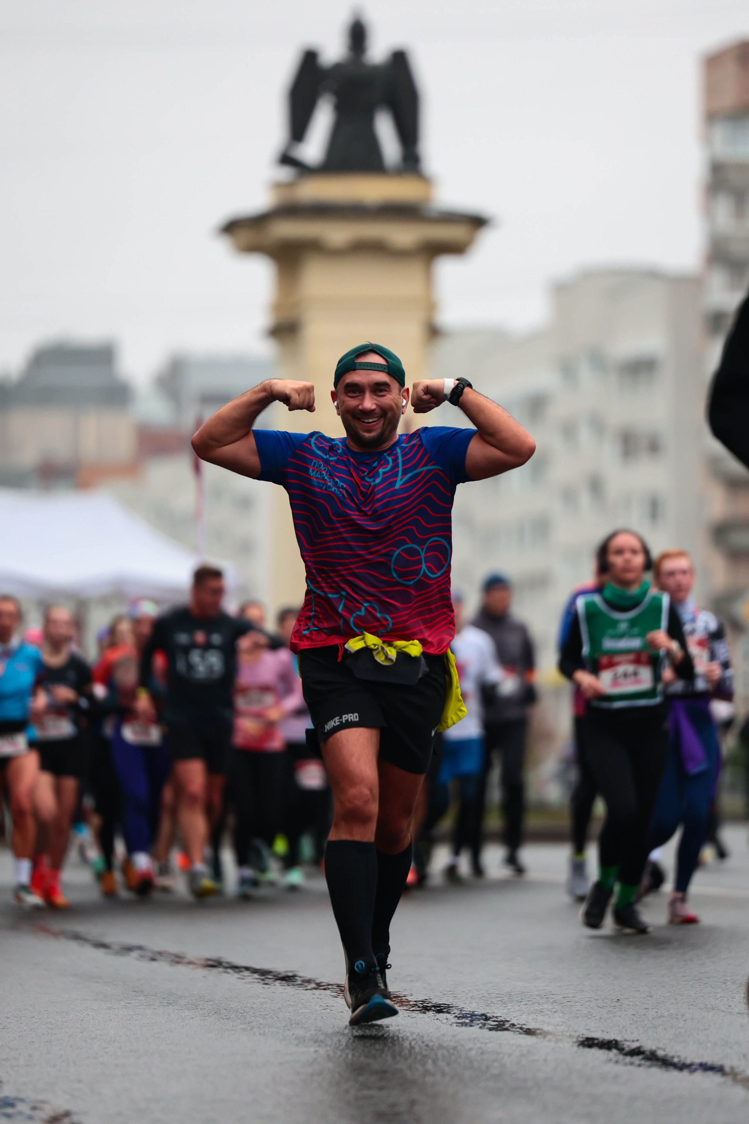 Гатчинский полумарафон 2025. Спортивный фотограф в Санкт-Петербурге Илья Vacool