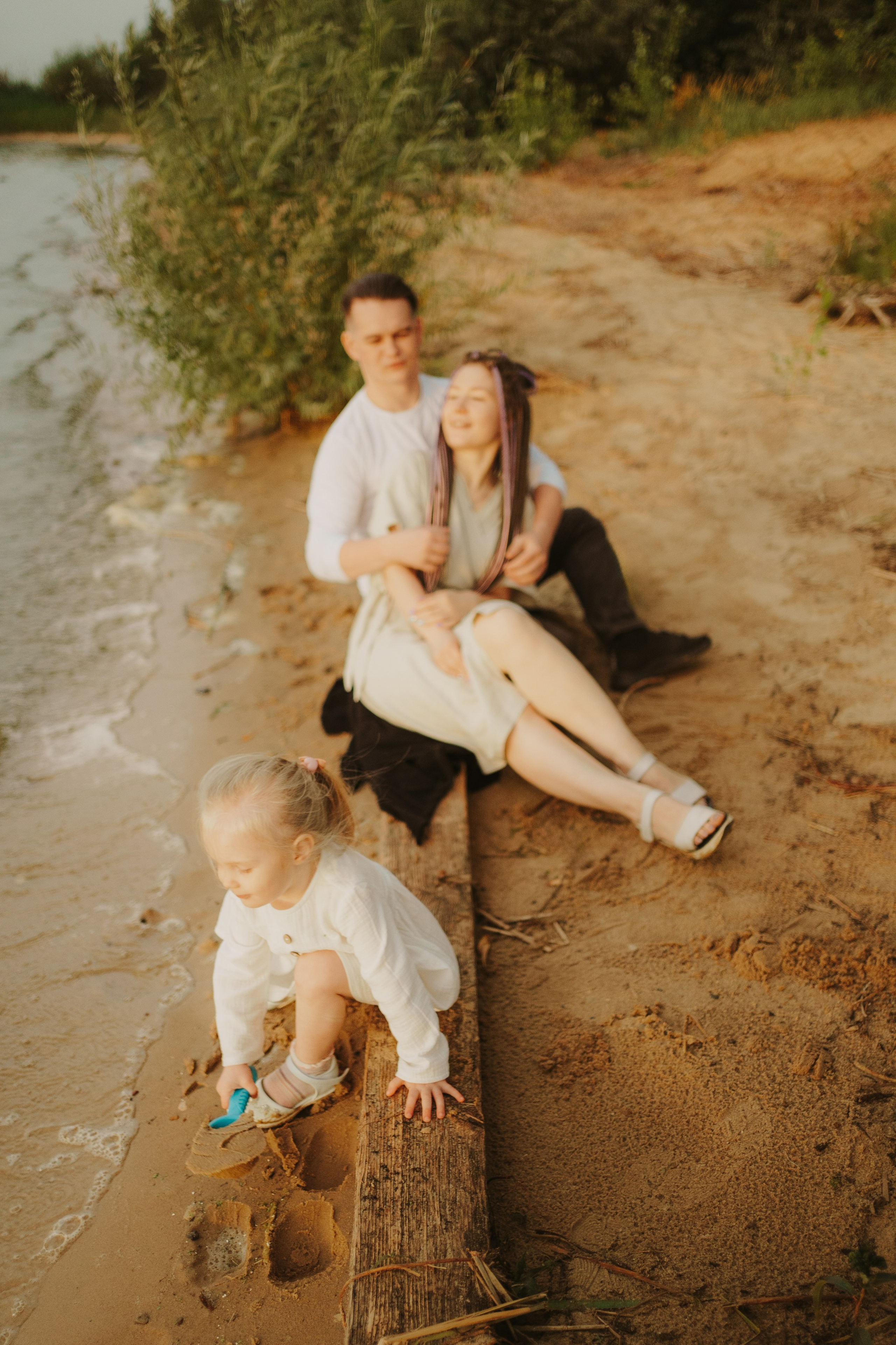 Женя, Рита и приключение Есени на берегу Волги. Фотограф Анна Кузнецова | Казань | Красная Поляна, Сириус, Сочи