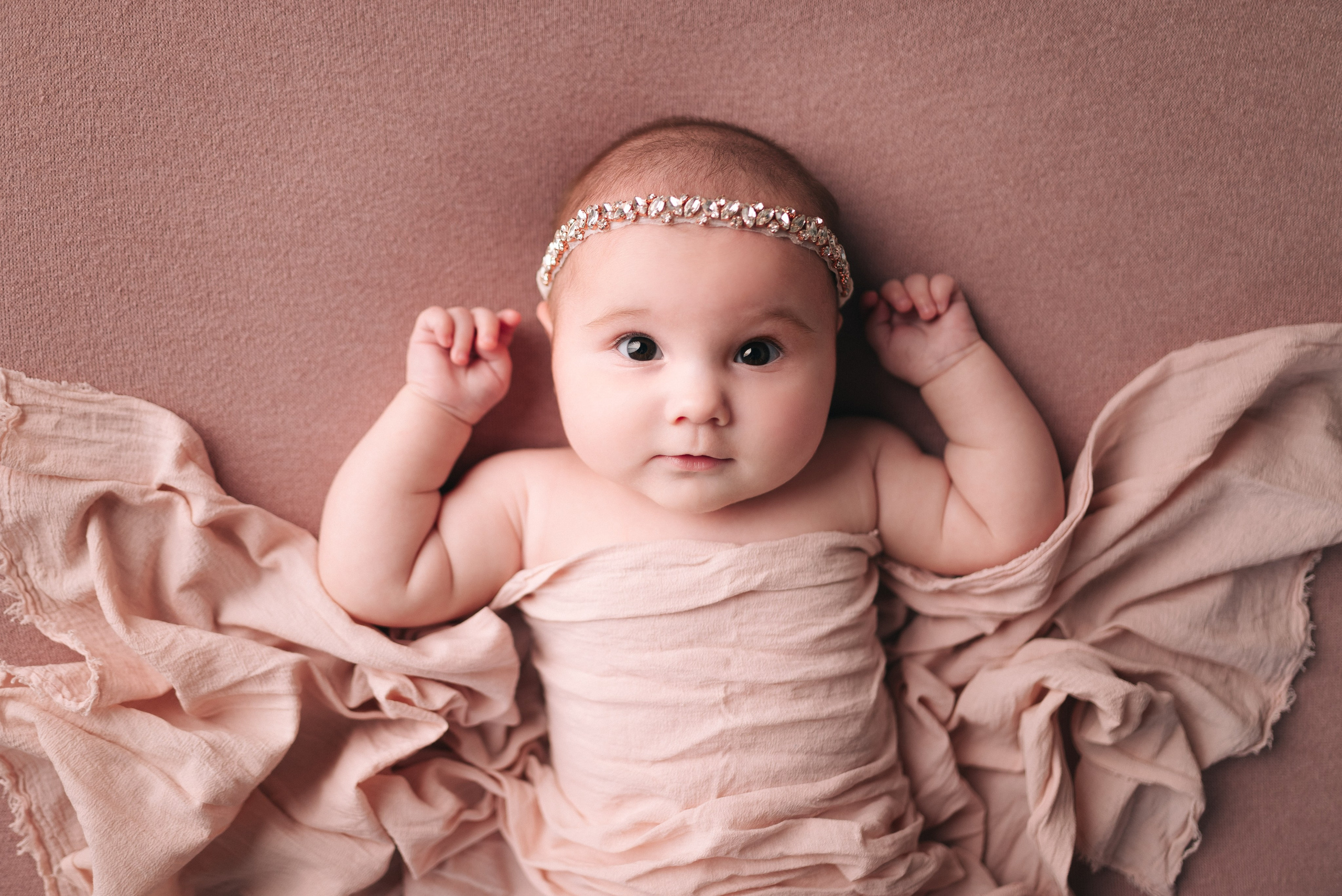 ПОРТФОЛИО. Фотограф новорожденных в Иваново Виктория Судницына