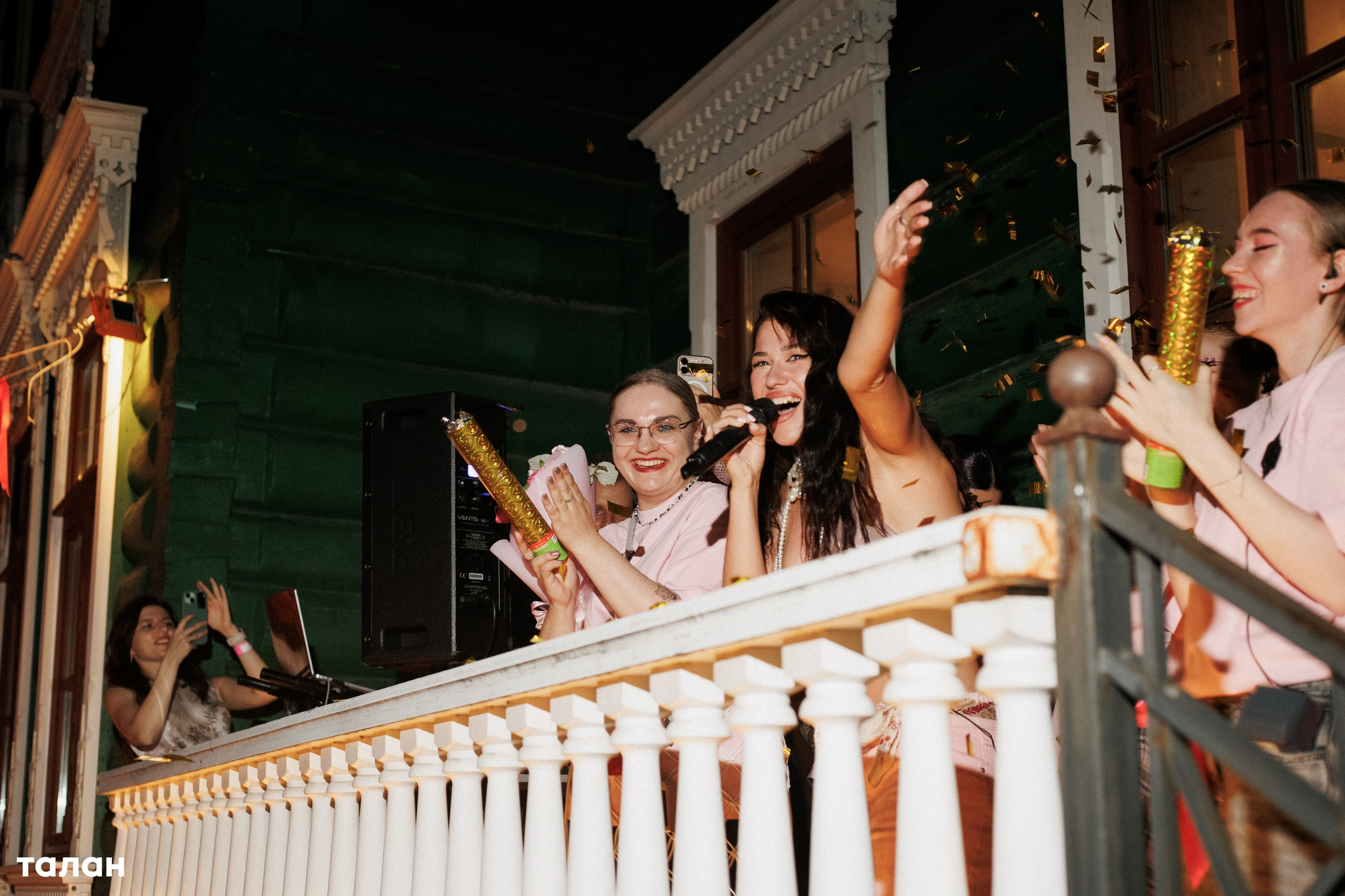 ВИНОТЕКА [бар+магаз] — BIRTHDAY PARTY. СВОИ. ФОТООТЧЕТЫ-СОБЫТИЯ-МЕСТА