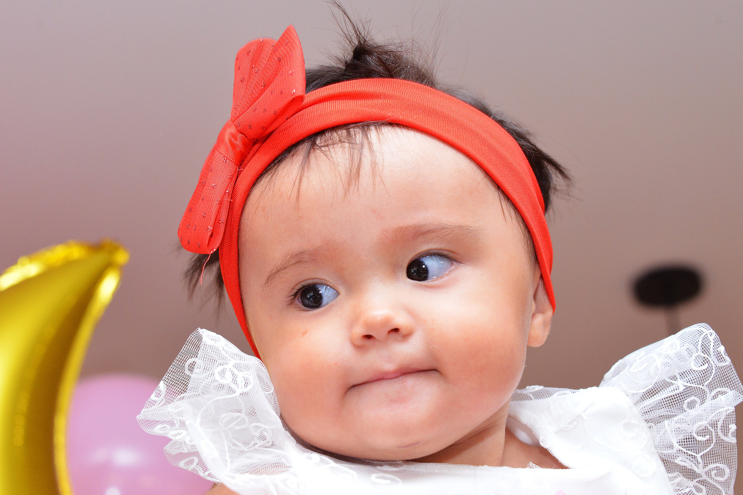 Дети-5 (Адель-1годик). Фотосъёмка. Фотограф Сергей Авдеев-семейный и детский фотограф в Алматы