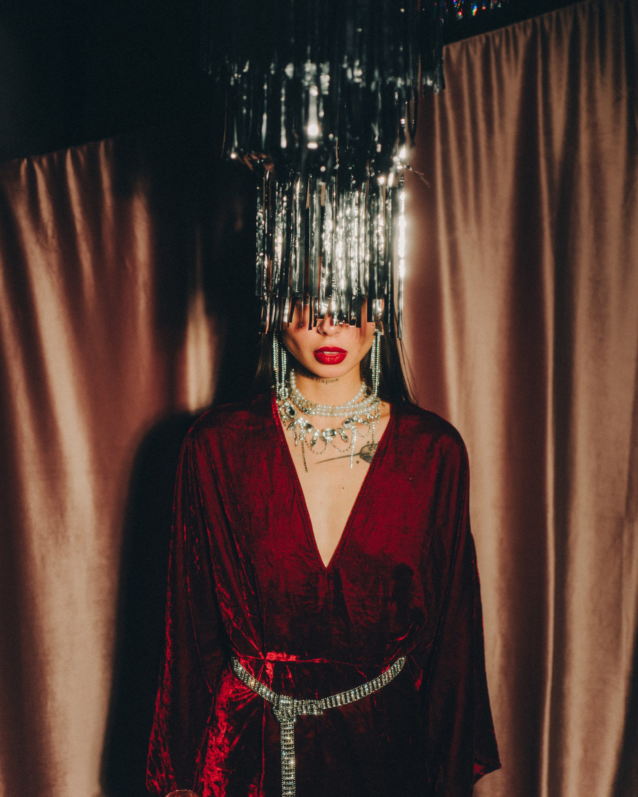 Тася «Новый Год». Никита Линейцев — индивидуальный портретный фотограф в Москве и Иркутске