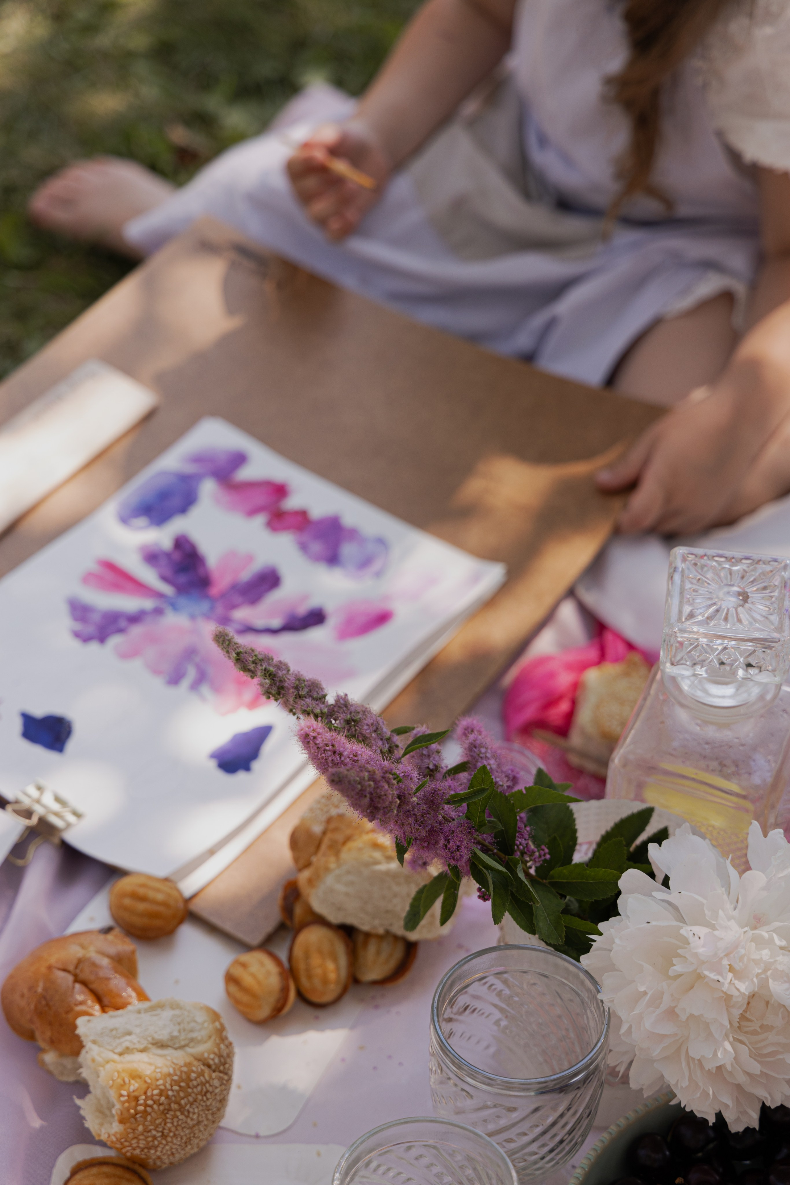 МК Пион (пикник в парке). Анастасия Ракчеева Художник