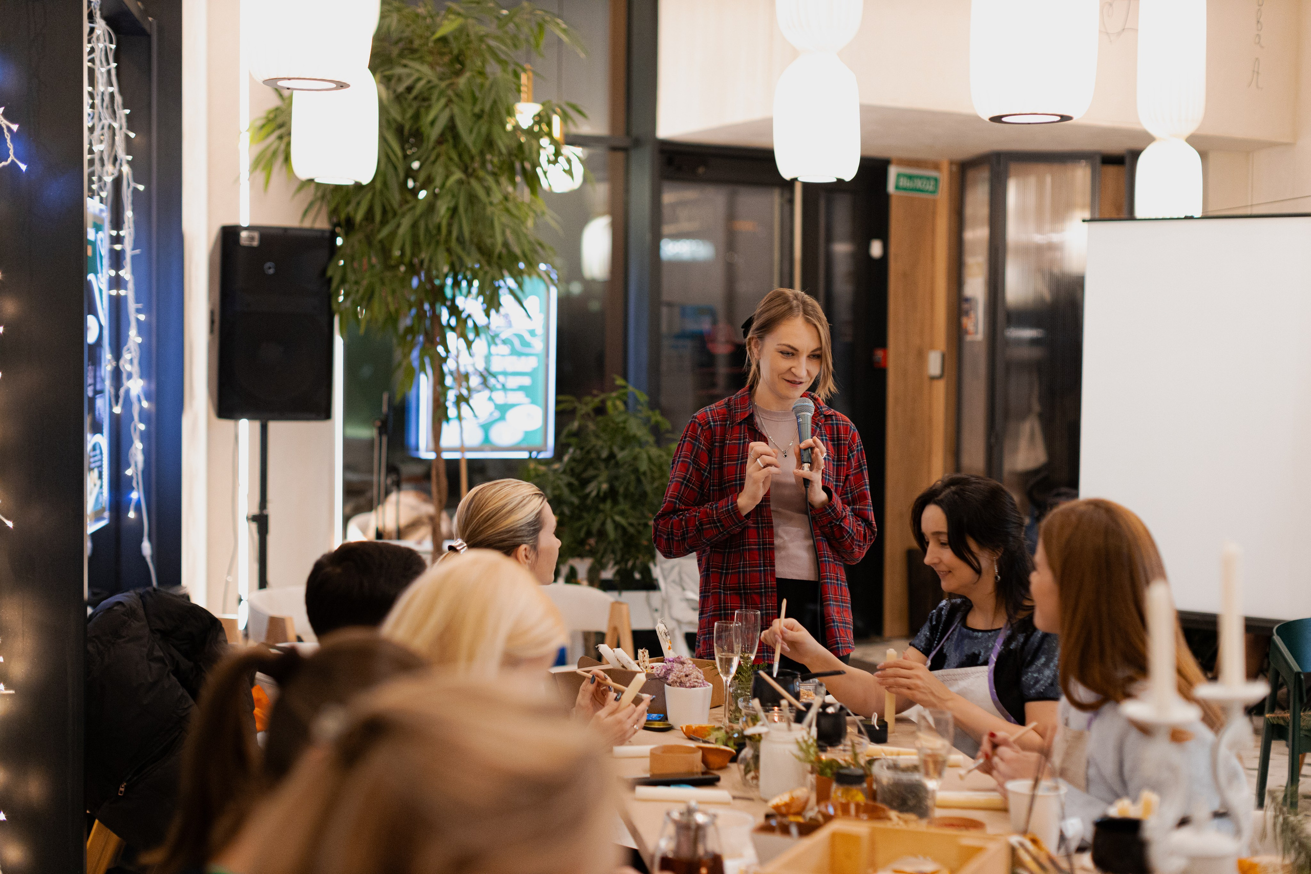 Мк свечи и венок (новогодний корпоратив). Анастасия Ракчеева Художник