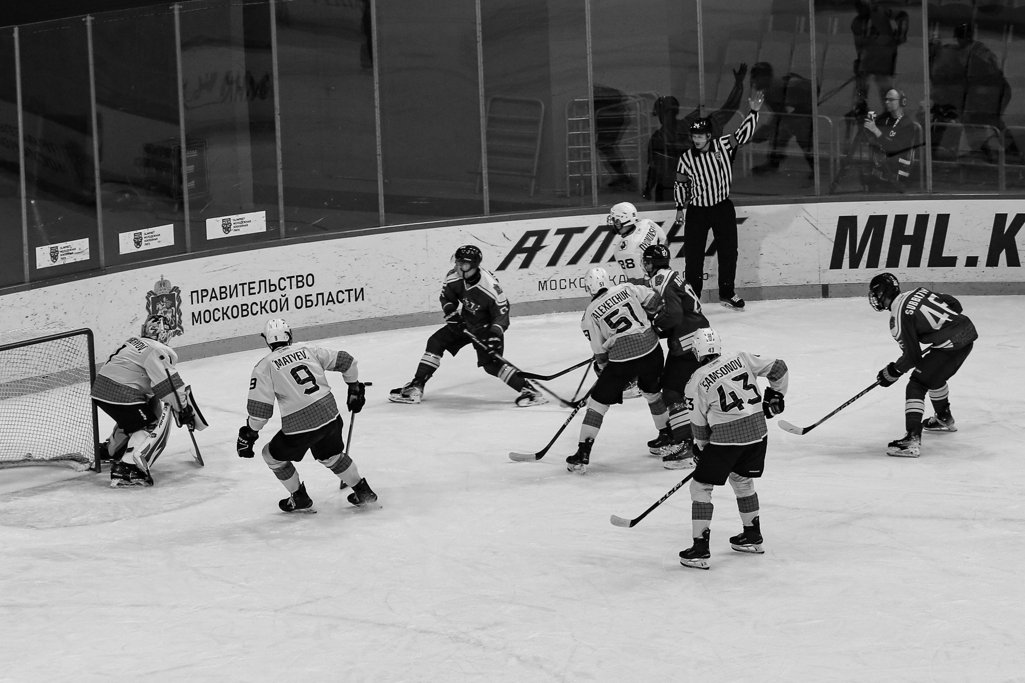 «Спорт через объектив: история в каждом снимке!»