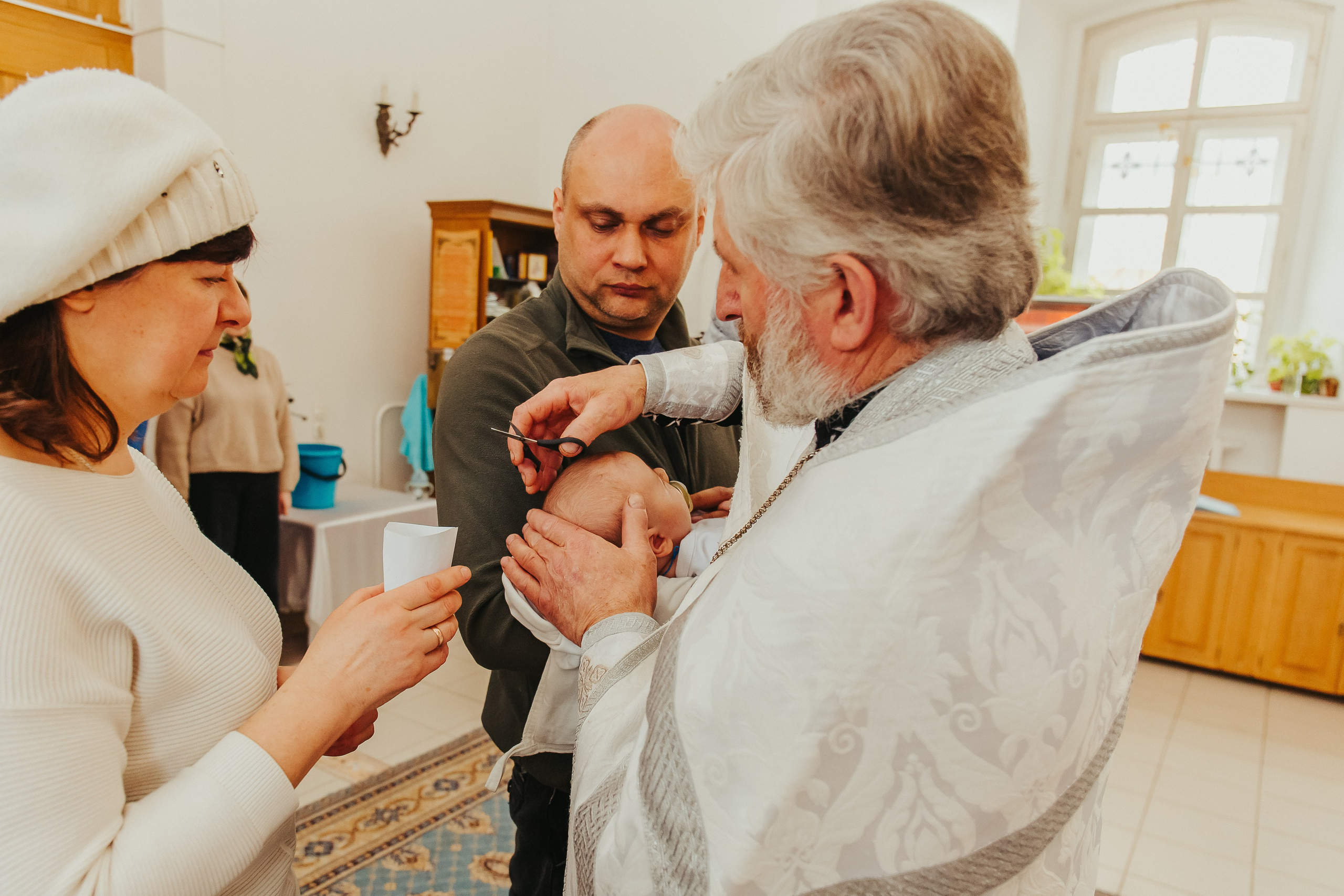 Фотосъемка крещения ребенка. Фотограф новорожденных и детский в Сергиевом Посаде Кругликова Юлия