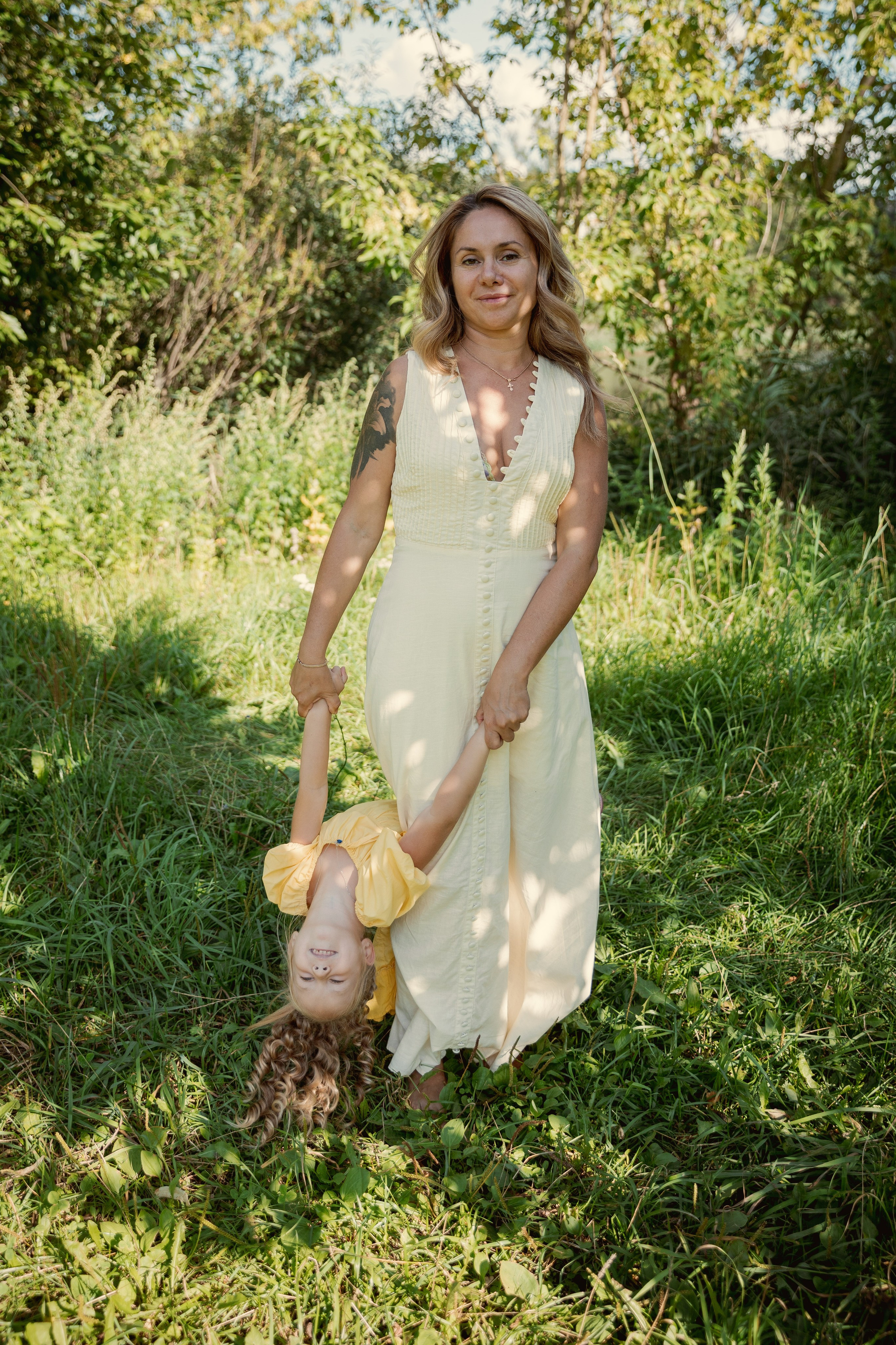 Мама и дочка на прогулке. Индивидуальный и семейный фотограф Ирина Москвичёва