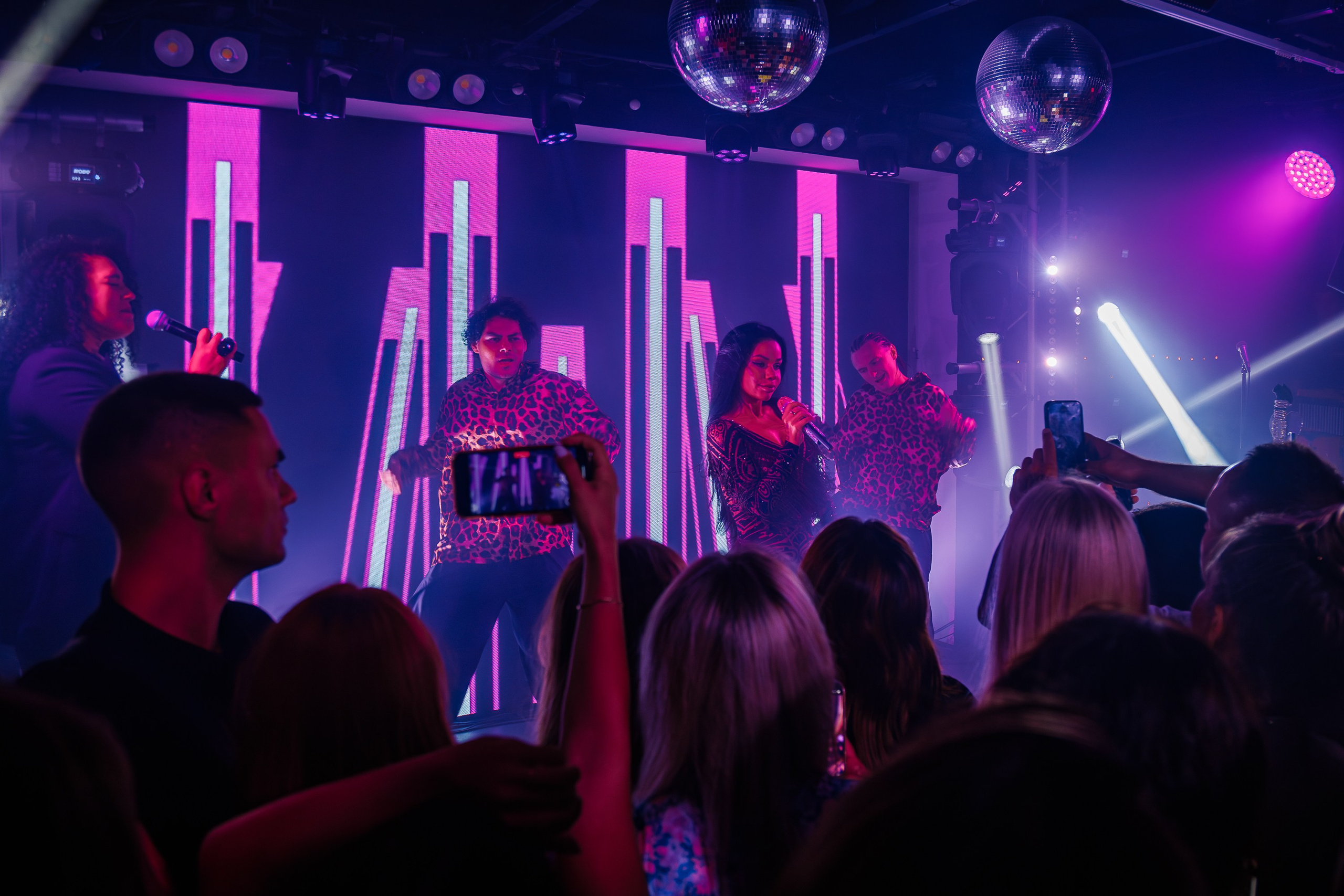 «Бьянка"_Чайка на пляже_Ялта_25.07.2025 г. Аминов Руслан | Фотограф