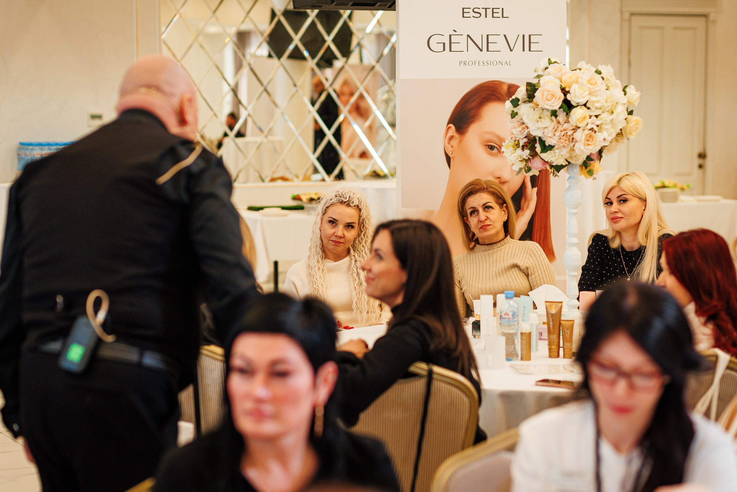 «Огарок» — или как бороться с эмоциональным выгоранием, тренинг-интенсив от профессора Сергеева М.Ю._Marhal_Сиферополь_13.02.2025. Аминов Руслан | Фотограф