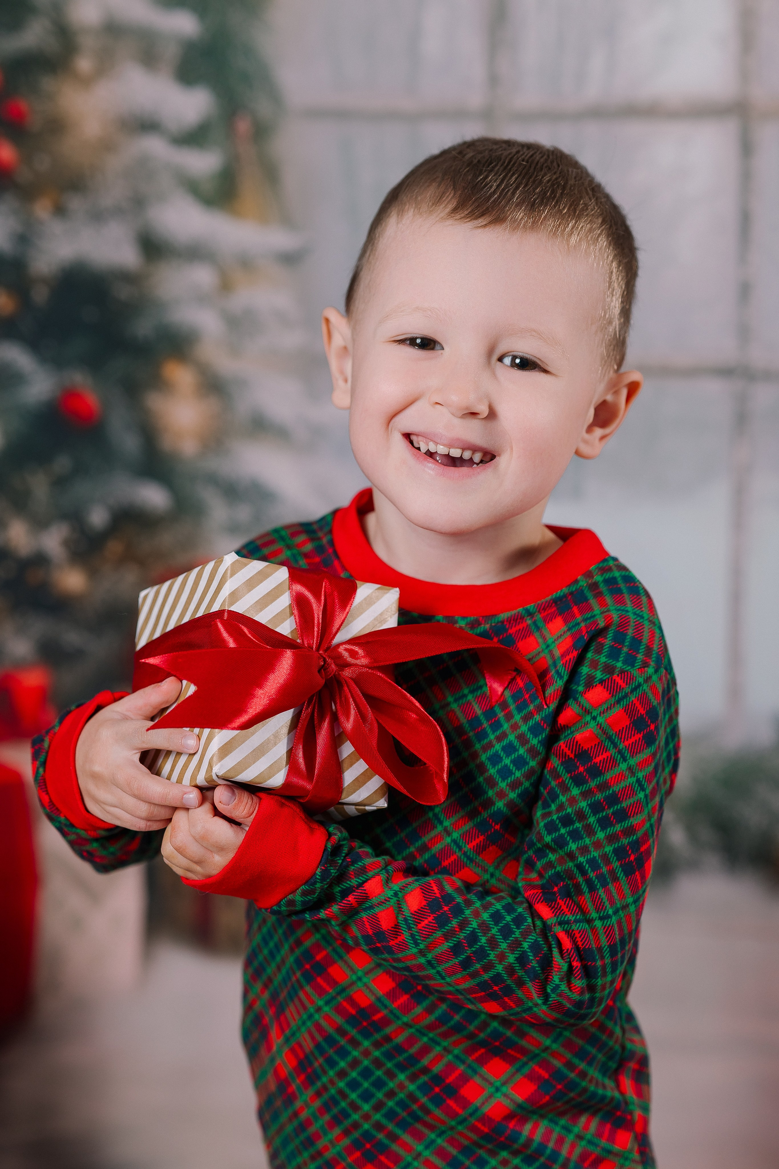 Новый год 2026. Выпускные альбомы Натальи Бутко: Новороссийск, Анапа, Геленджик