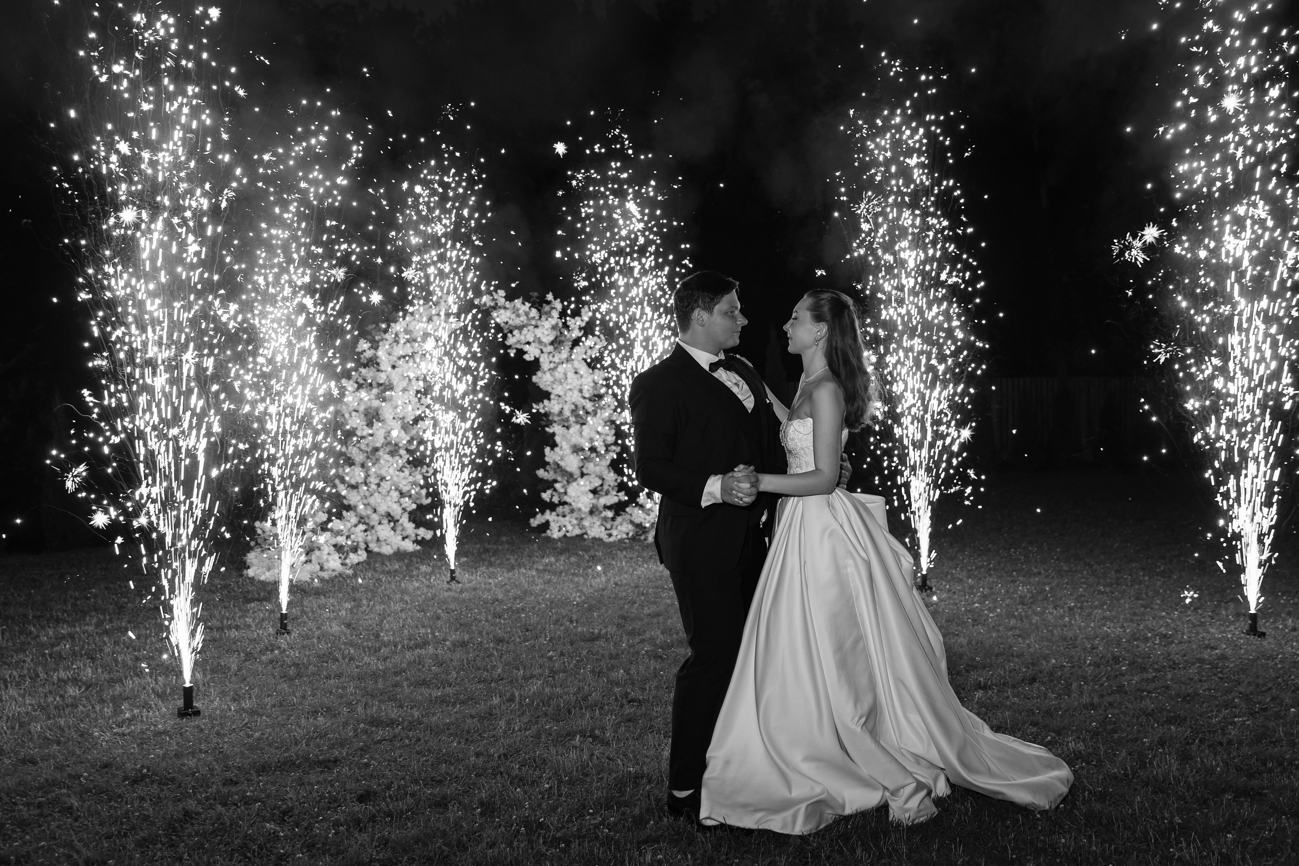 Павел и Дарья. Свадебные фотограф и видеограф в Минске Голдосовы Марина и Вадим