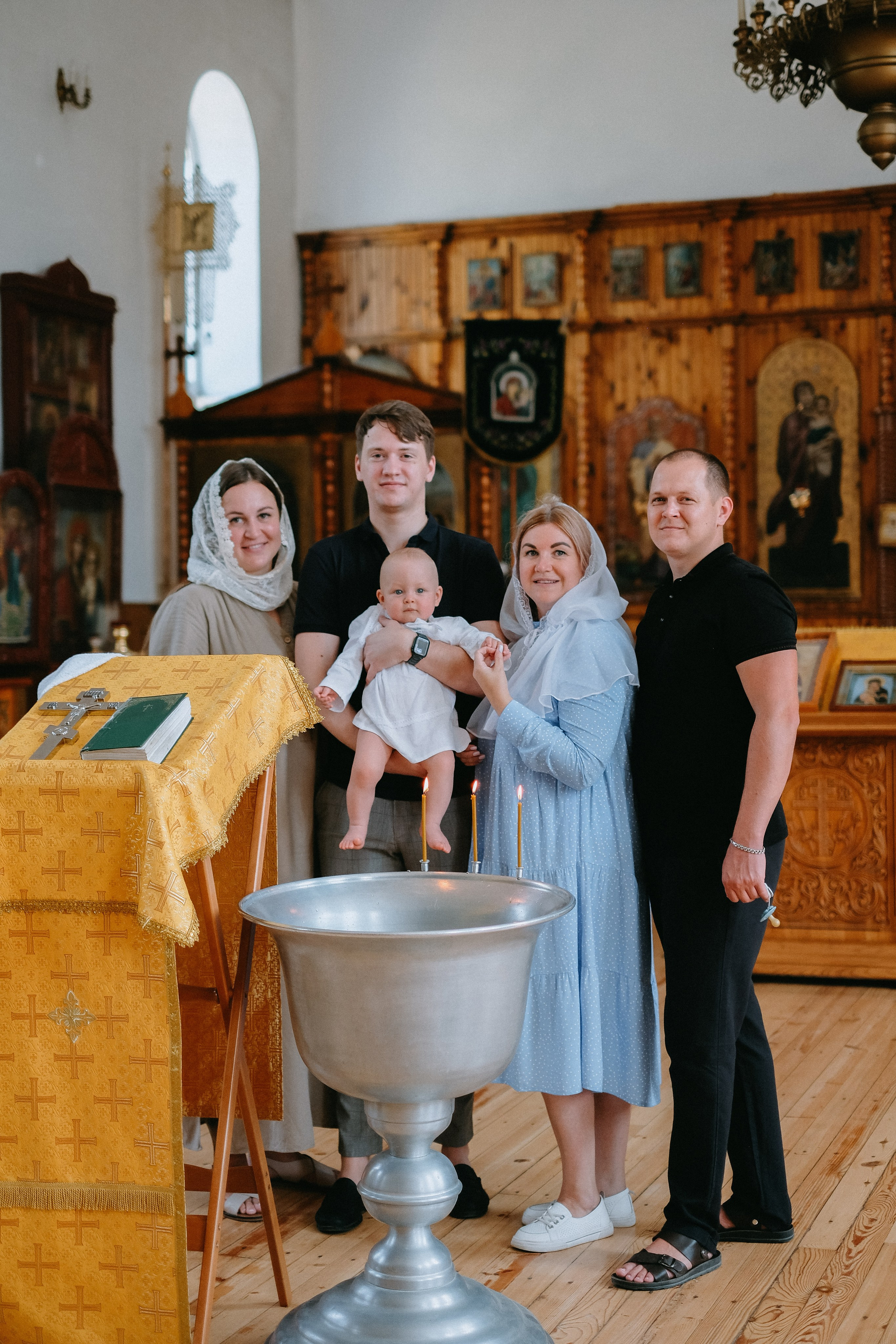 Крещение Александра. ФОТОГРАФ АННА КАЗАРЯН