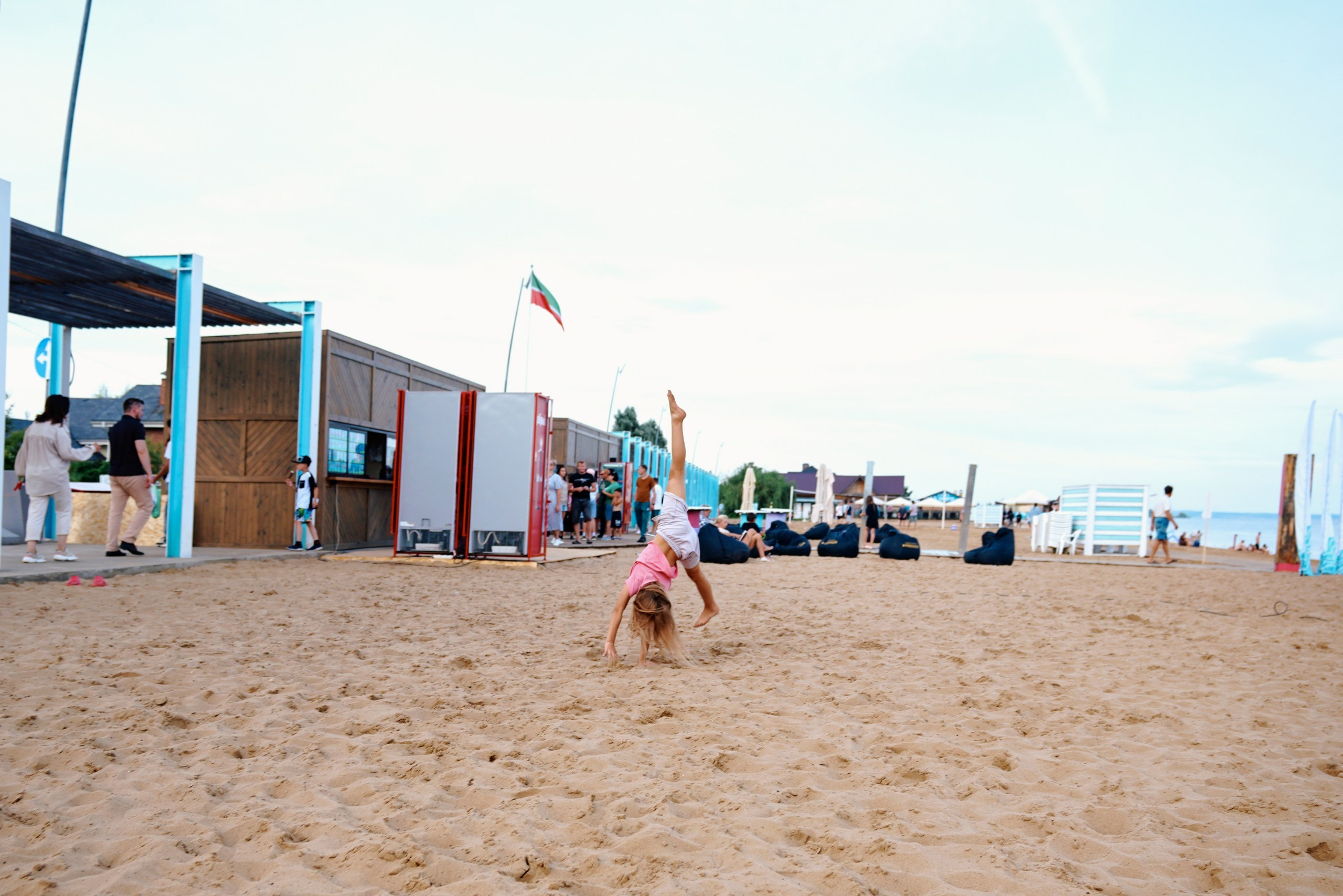 Пляжный маркет 2024, г. Лаишево. Фотограф Казань