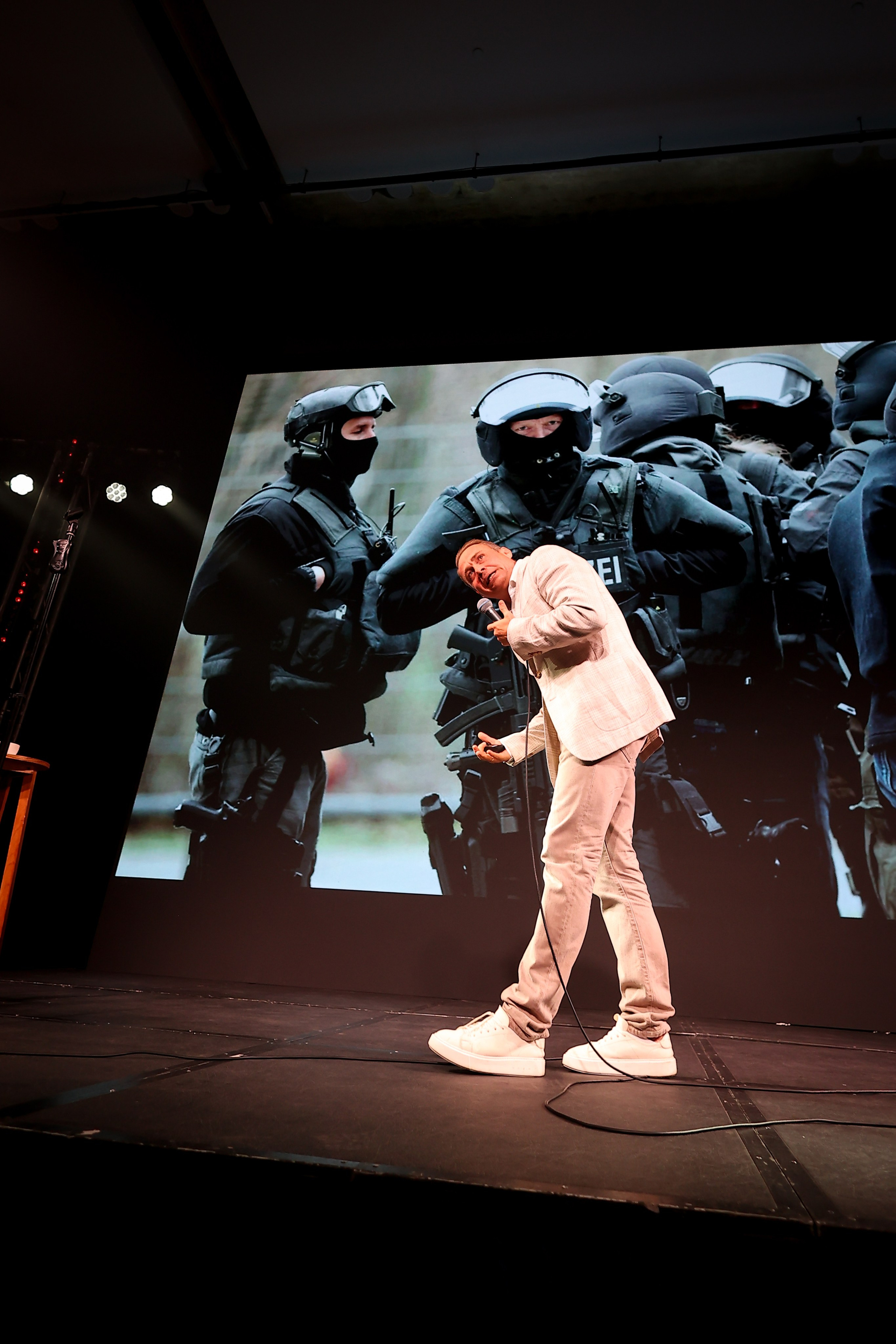 Оскар Хартманн. Business standup тур. Александра, репортажный и событийный фотограф