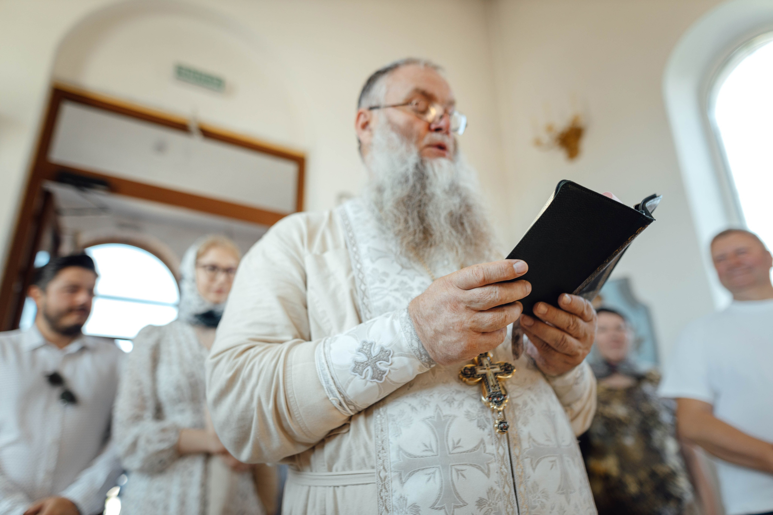Крещение Энвера (Михаила), д. Колядищи, храм Успения Пр. Богородицы, август 2025