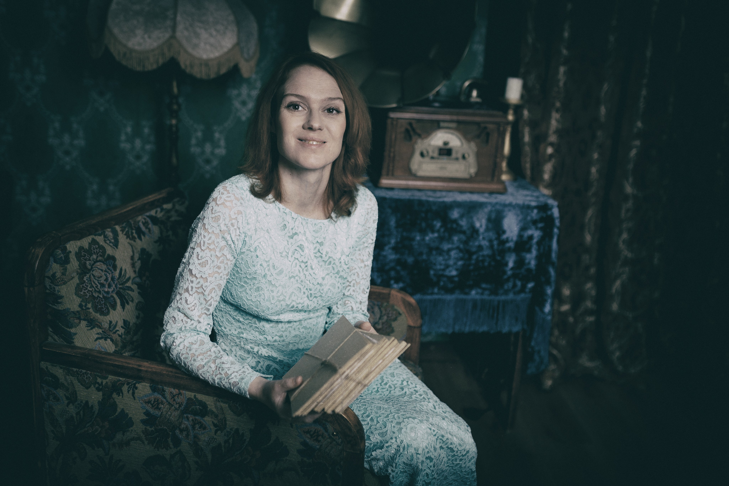 Художественная фотосессия в ретро-стиле для жительниц Таганрога