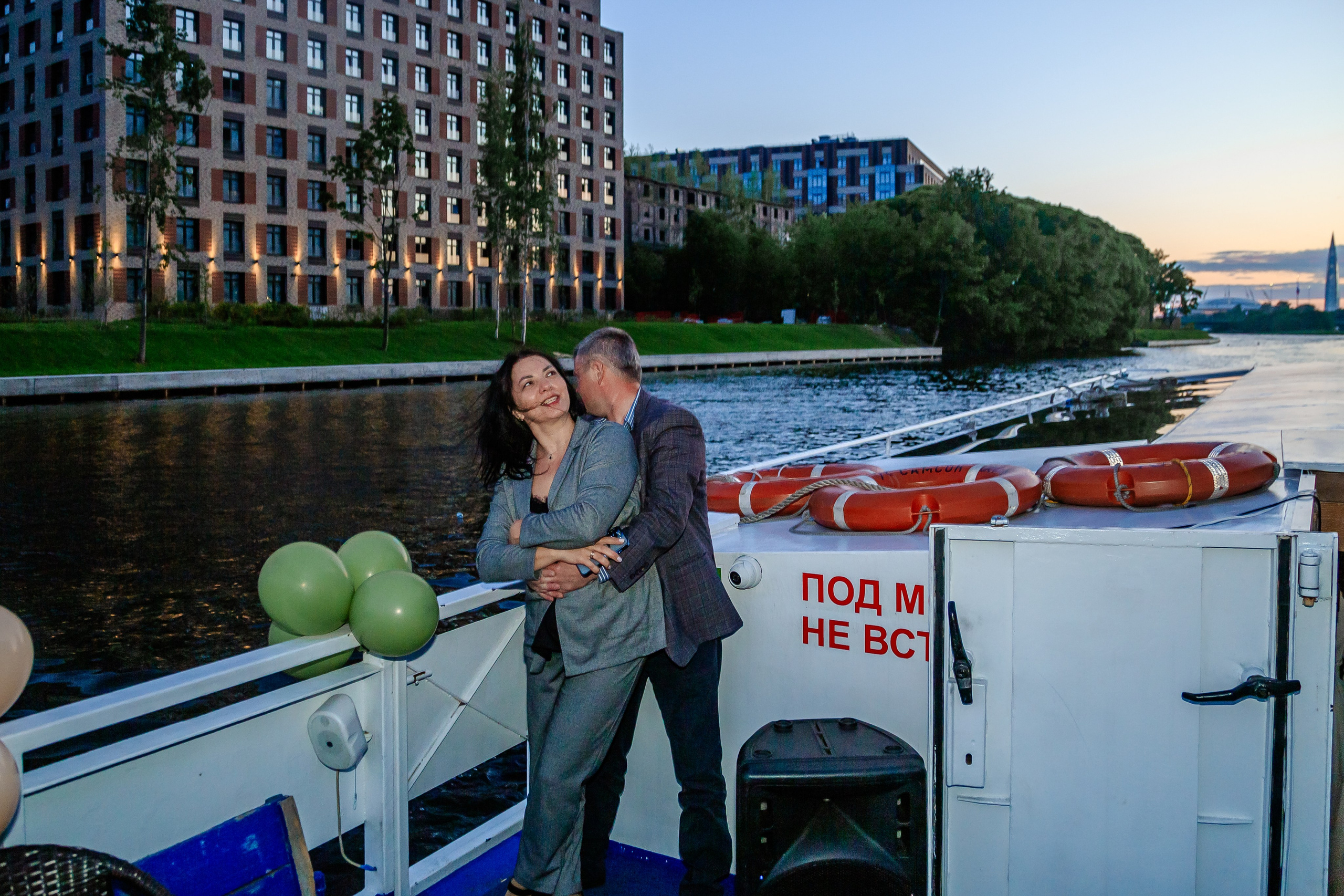 Выпускной на теплоходе. Фотограф в Санкт-Петербурге Чумаков Семен