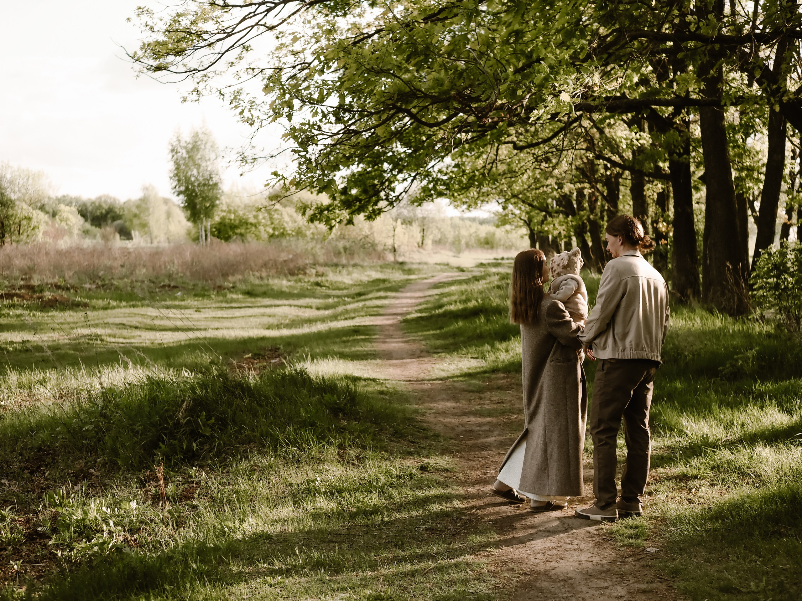 Первая весна твоя. Фотограф Рязань. Семейный Свадебный фотограф