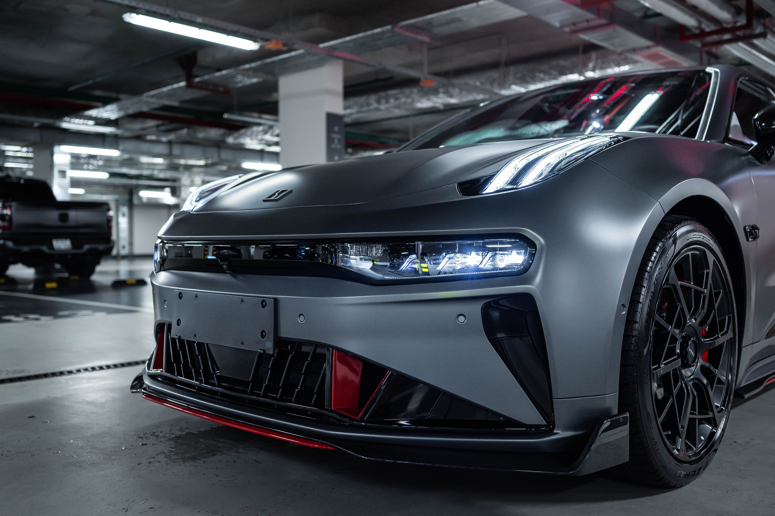 Zeekr 001 FR. Автомобильный фотограф в Москве — Сидоров Дмитрий