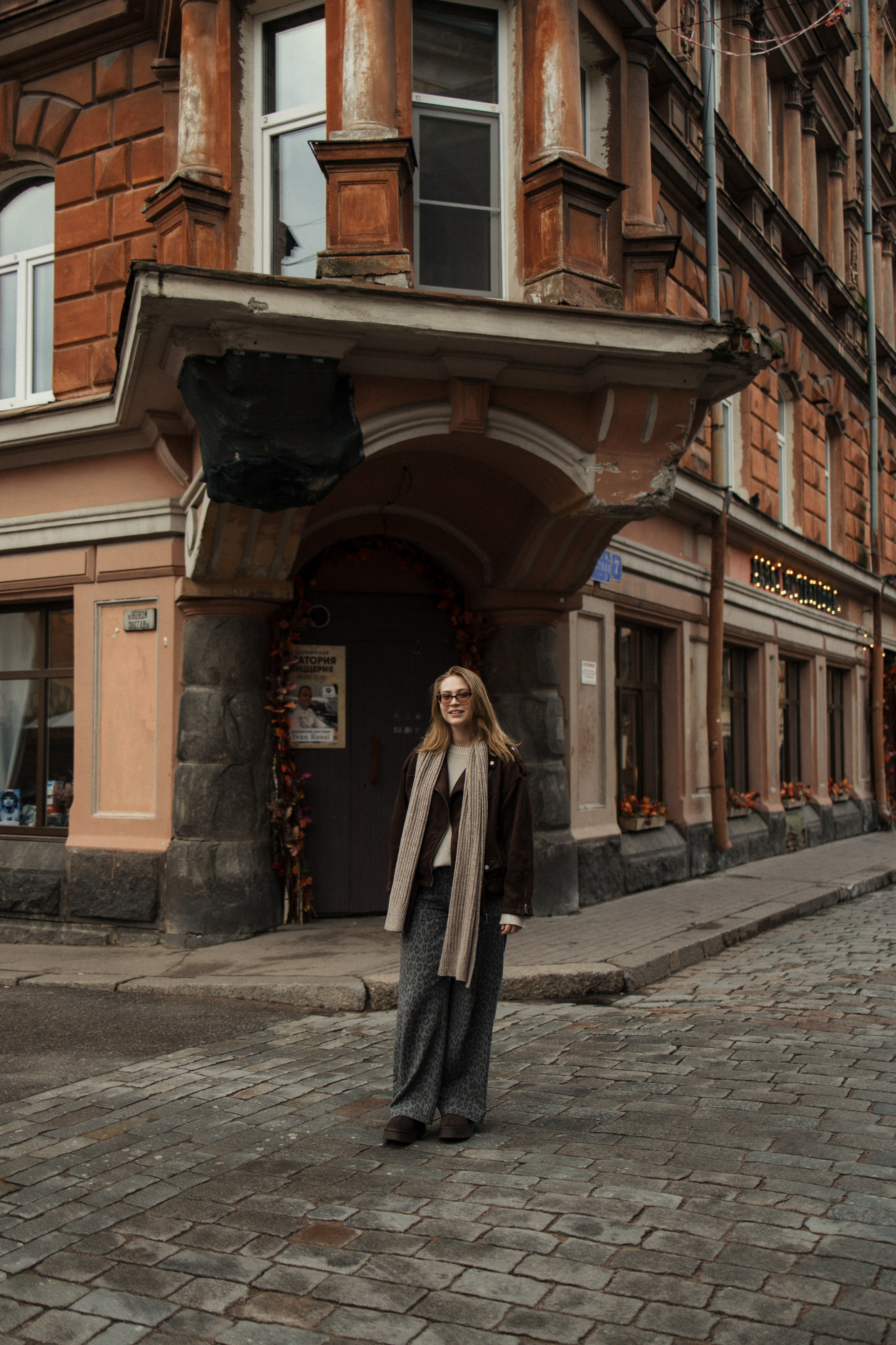 Маша / Старый город. Фотограф в Выборге и Санкт-Петербурге Маша Гуляева