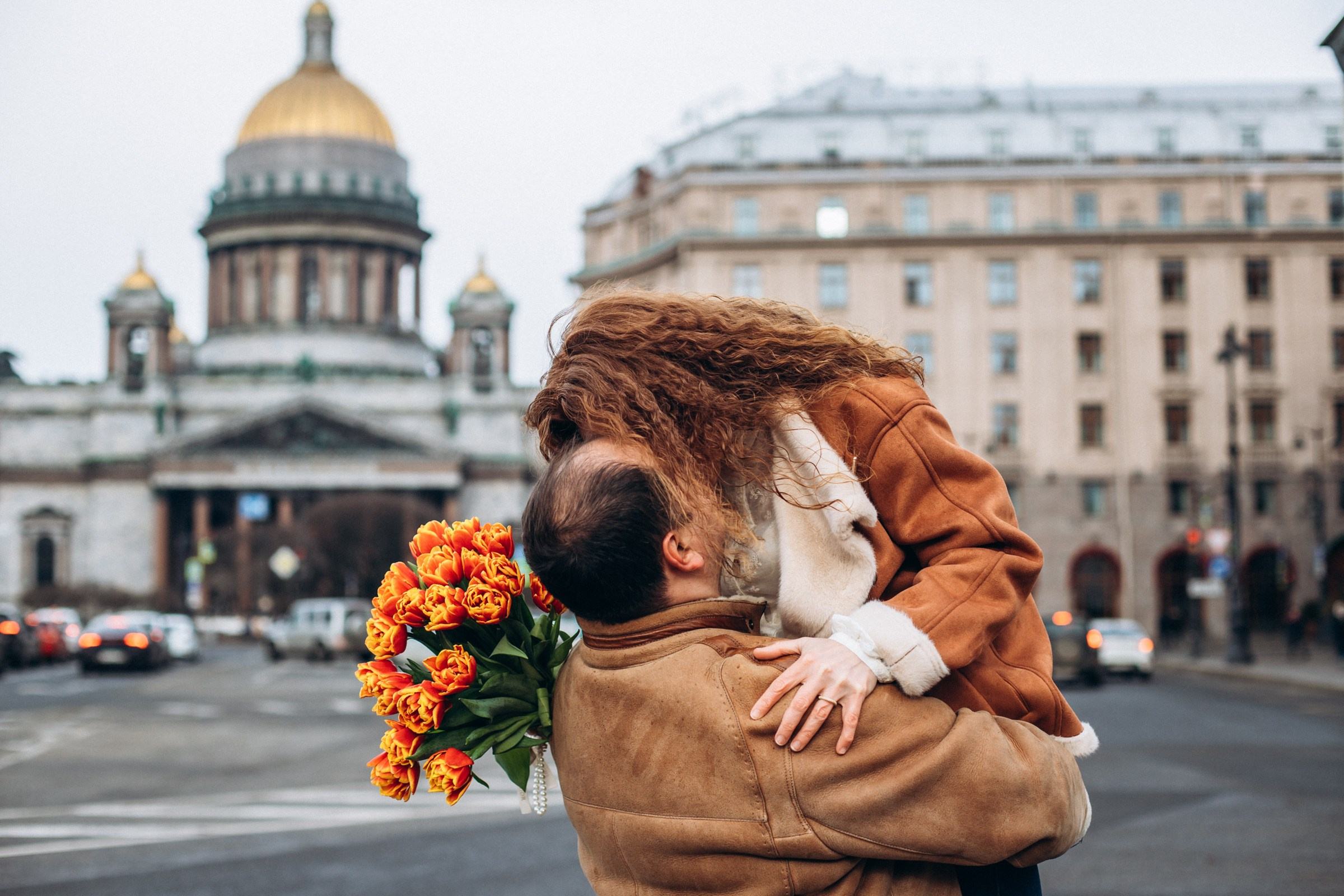 Александр и Юлия в марте. Фотопрогулка в Петербурге. Индивидуальный и семейный фотограф в Санкт-Петербурге