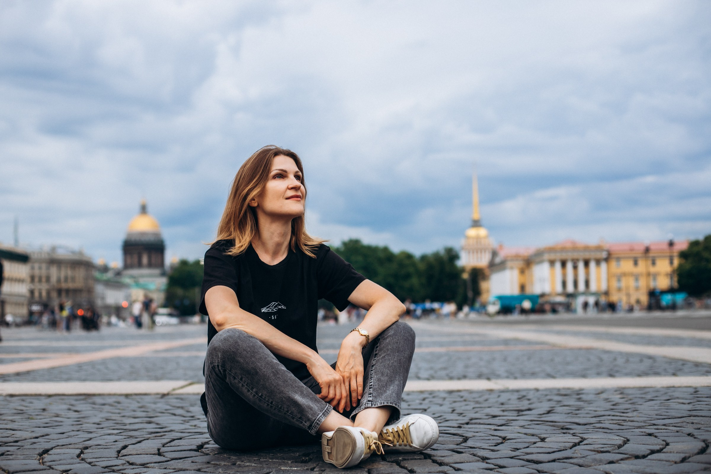 Светлана и Анна в июне. Фотопрогулка в Петербурге. Индивидуальный и семейный фотограф в Санкт-Петербурге