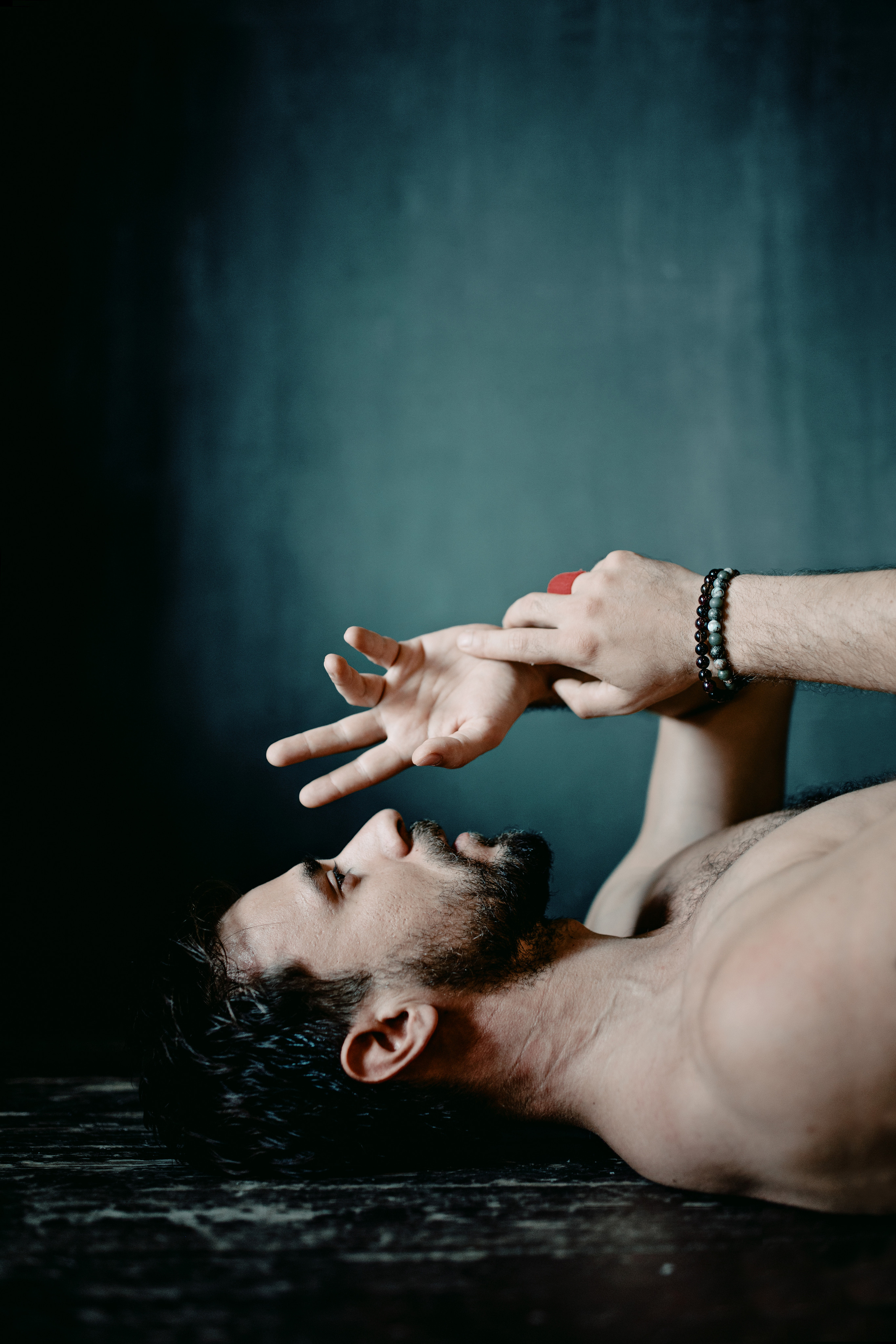 Сергей Марин  фотосессия фотосъёмка в студии мужской портрет 