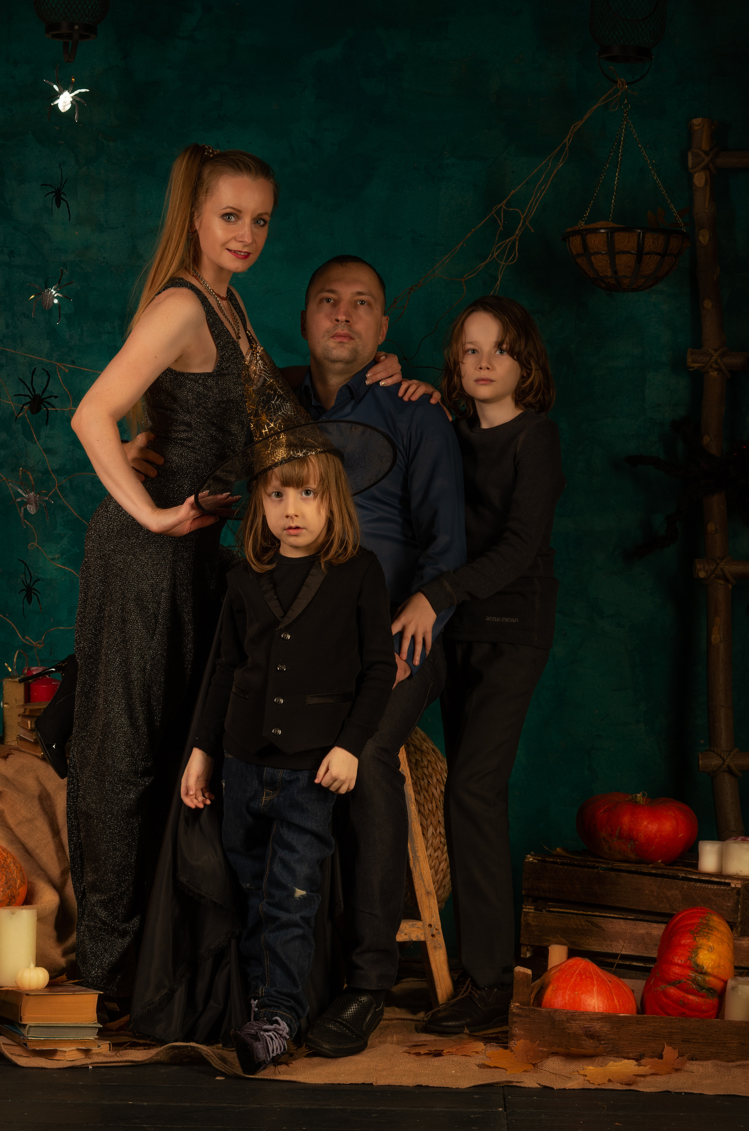 Семейная фотосессия. Фотограф Марина Доглядная Челябинск фотосессии с лошадьми, мотоциклами