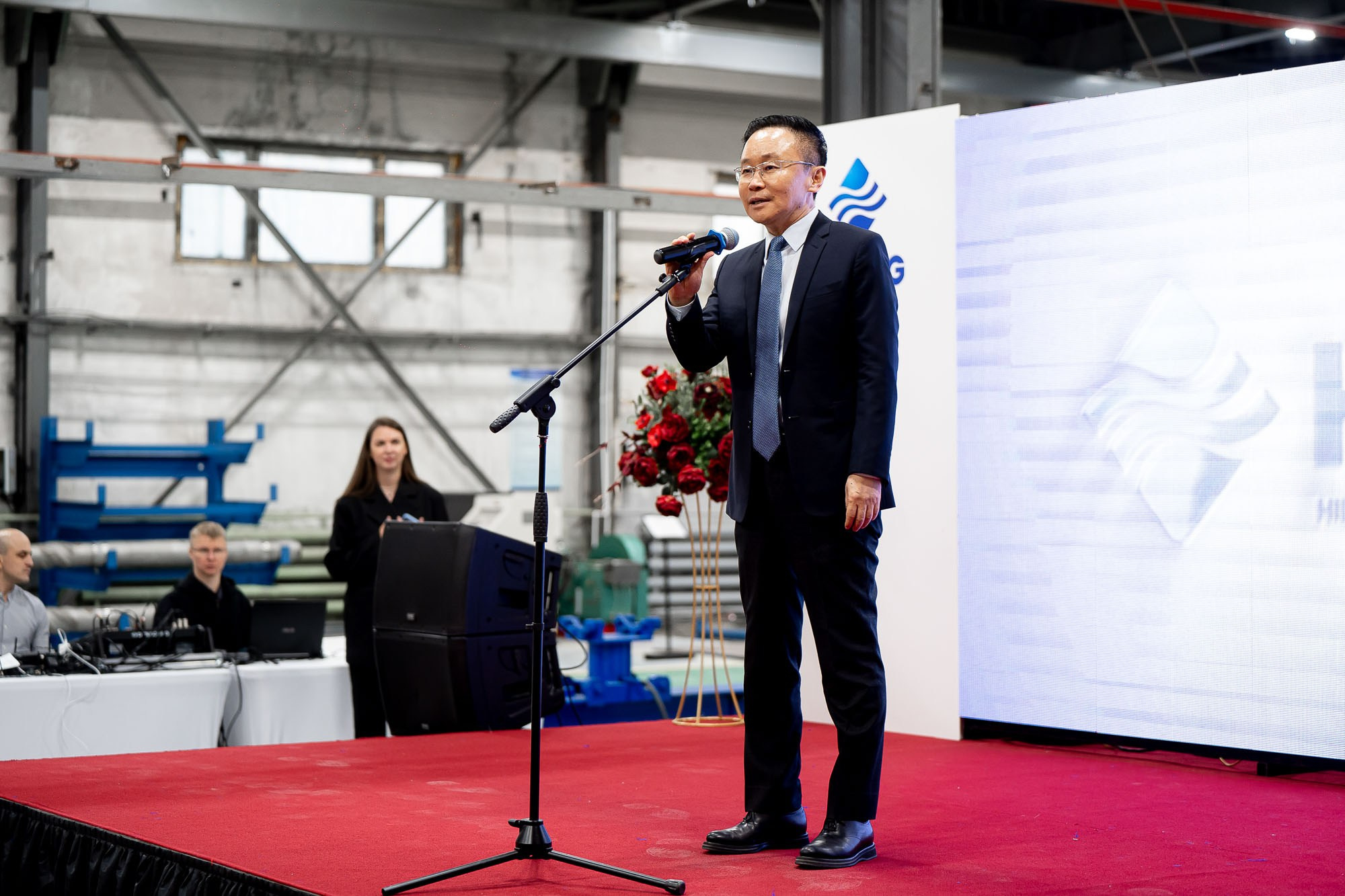 Открытие сервисного центра HILONG. Сергей Кошкин. Репортажная и ивент-фотография в Сургуте