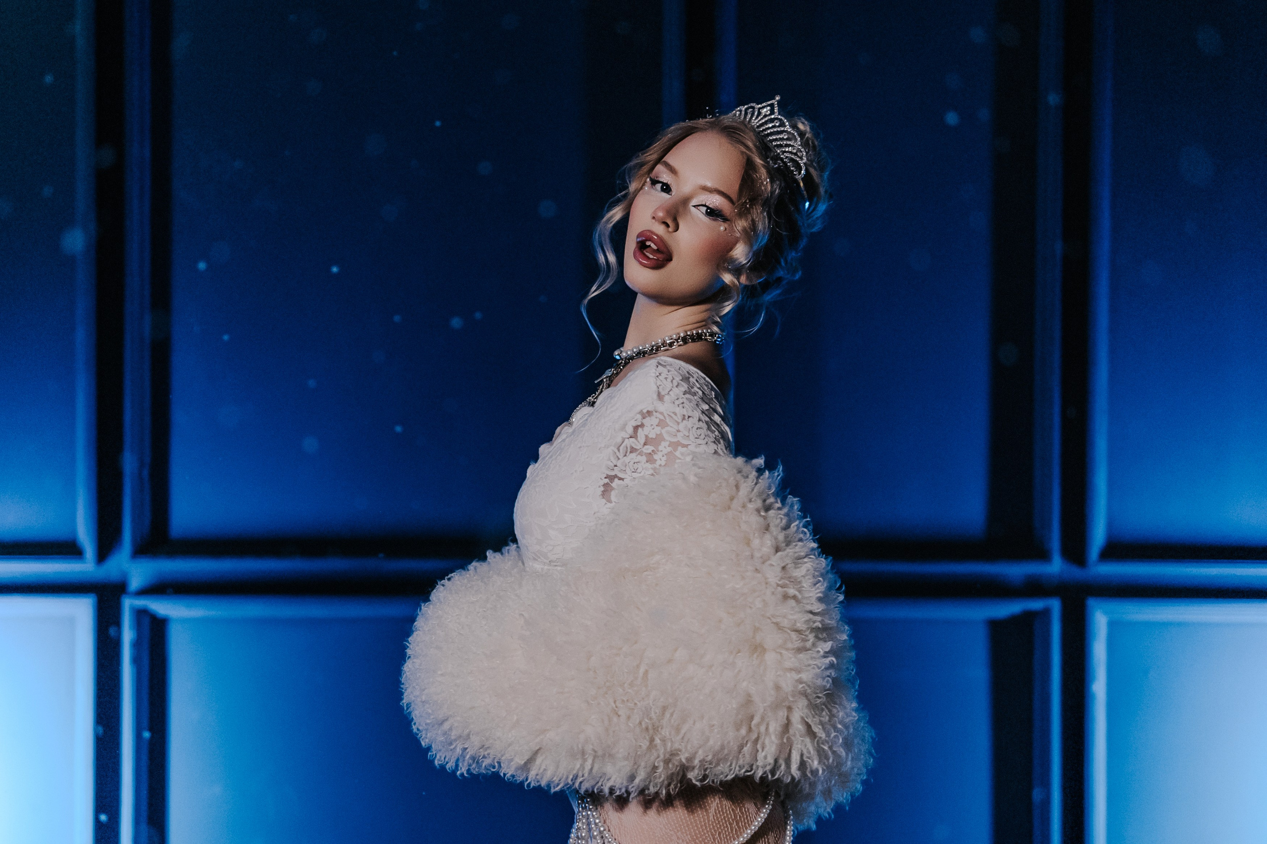 Snowqueen Yana. Фотограф свадебный, репортажный, индивидуальный, фото для маркетплейсов, брендов, автосалонов