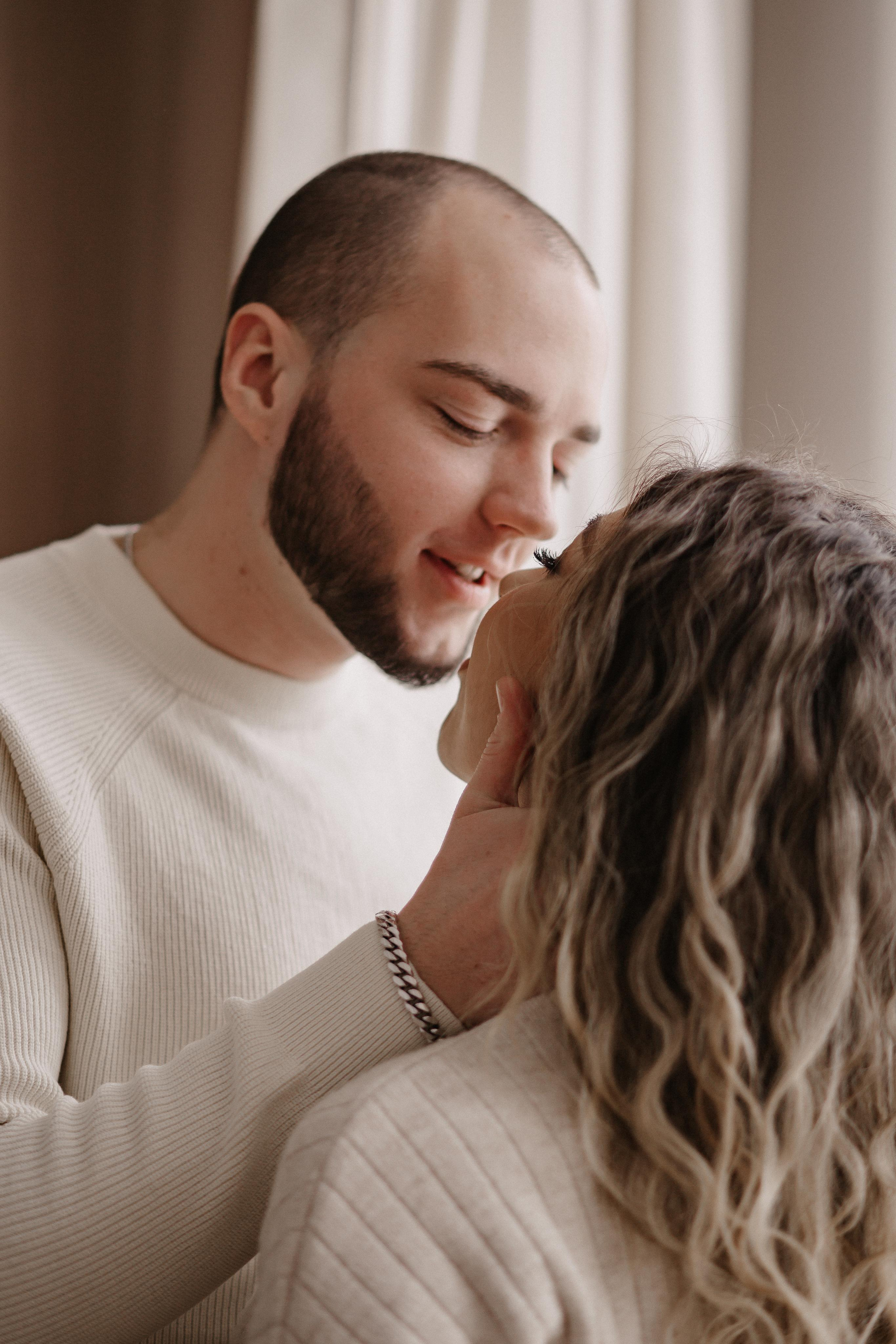 В его руках — моё сердце…. Свадебный фотограф в Челябинске Оксана Мишакова