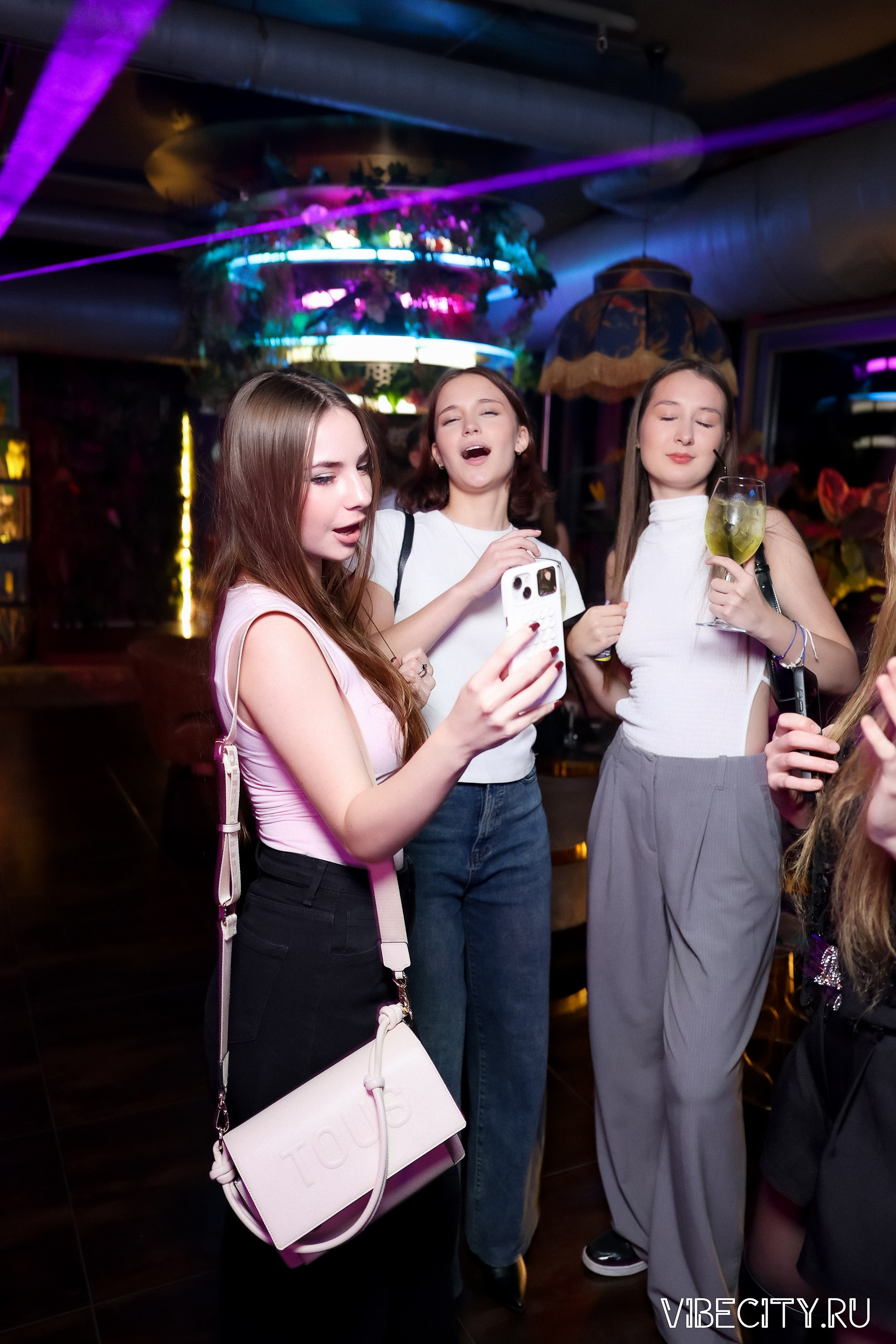 DOUBLE U. VIBECITY.RU Вайб Сити Ру Фоторепортажи Фотоотчеты Калининград